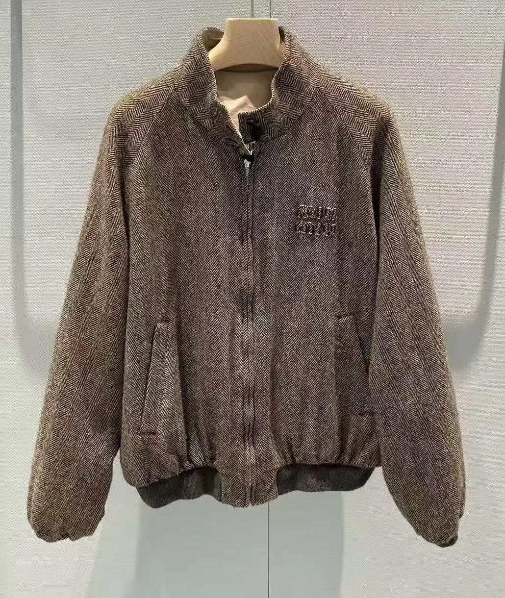 Куртки И Пуховики Женские Miu Miu 19809714