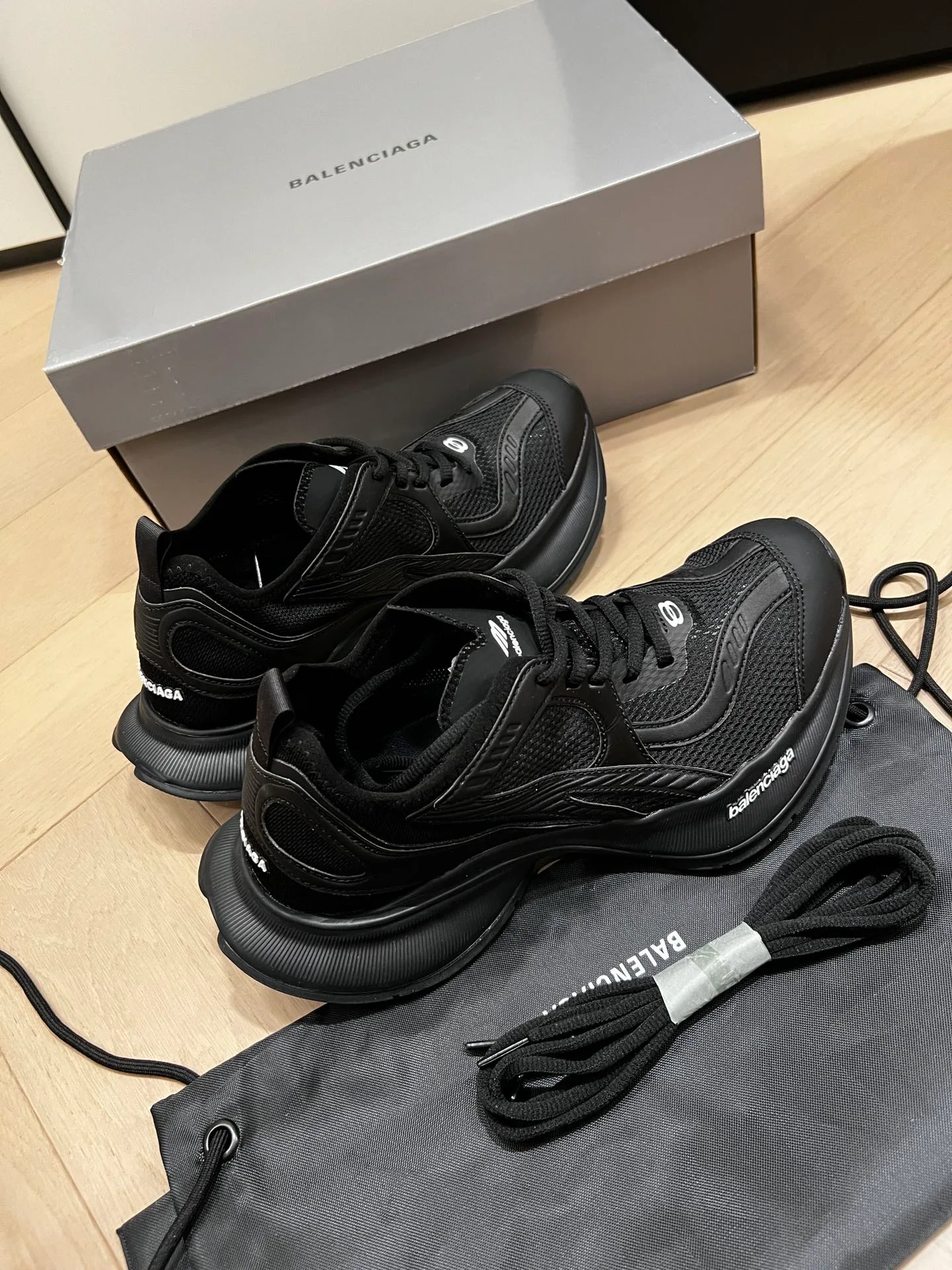 Кроссовки Женские Balenciaga 165312