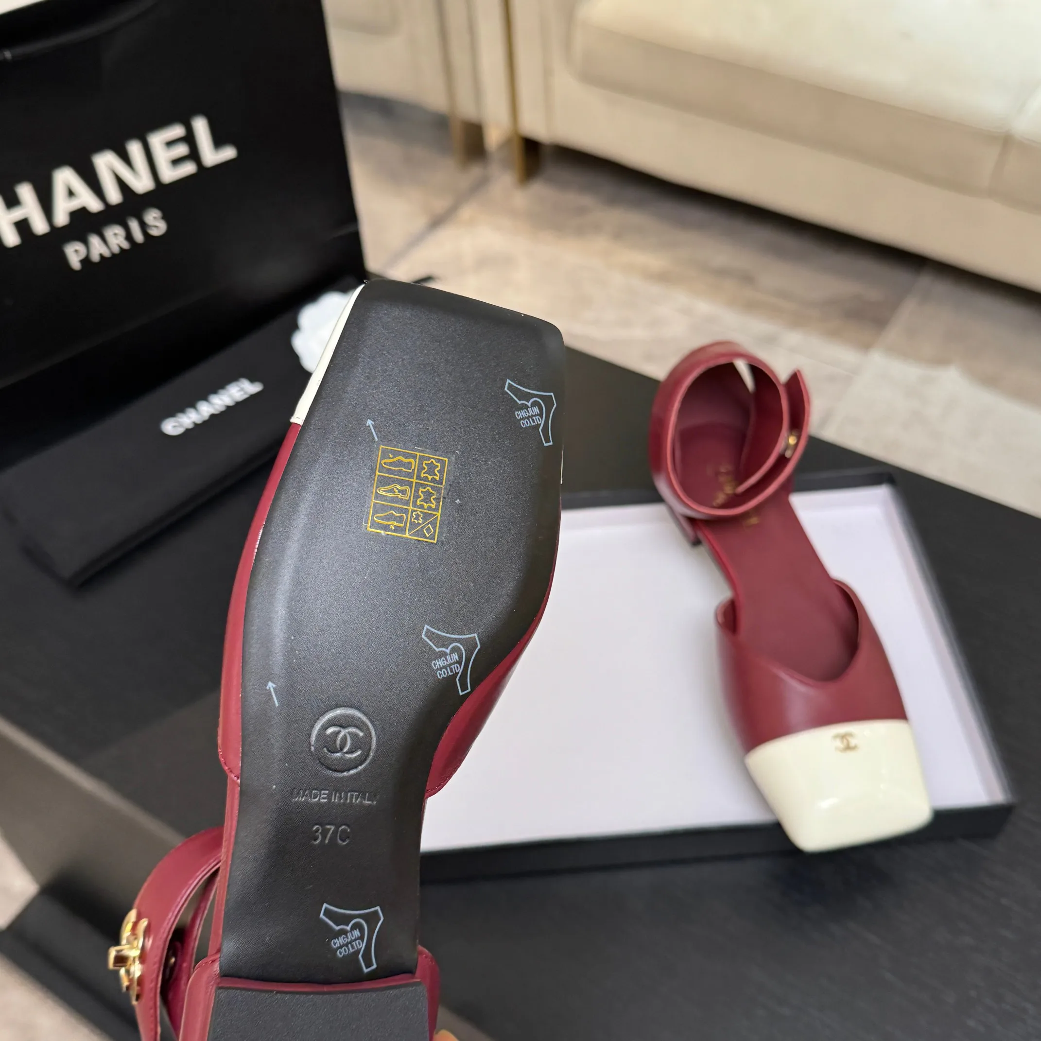 Босоножки Женские Chanel 18104573