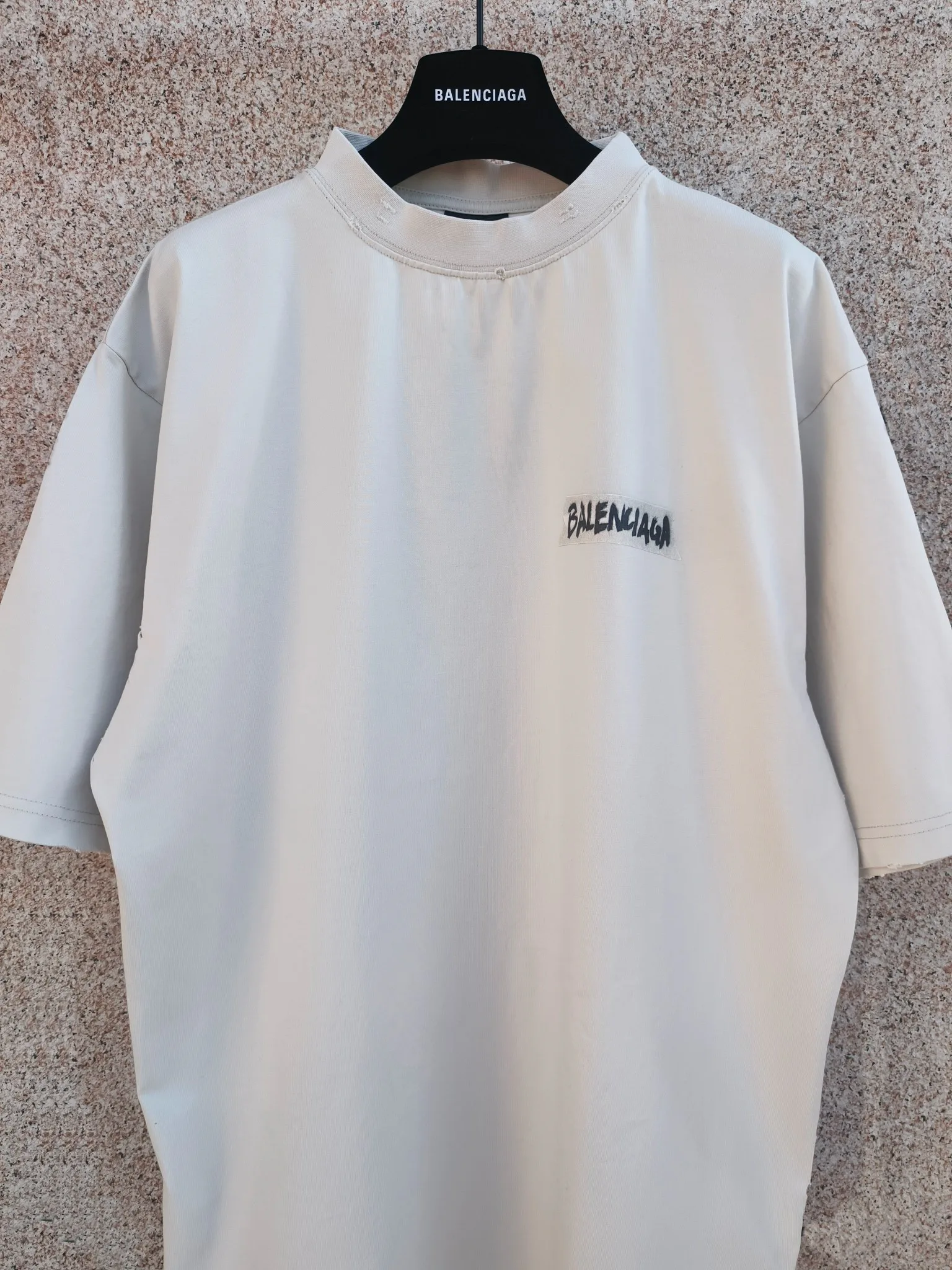 Футболки Женские Balenciaga 550257