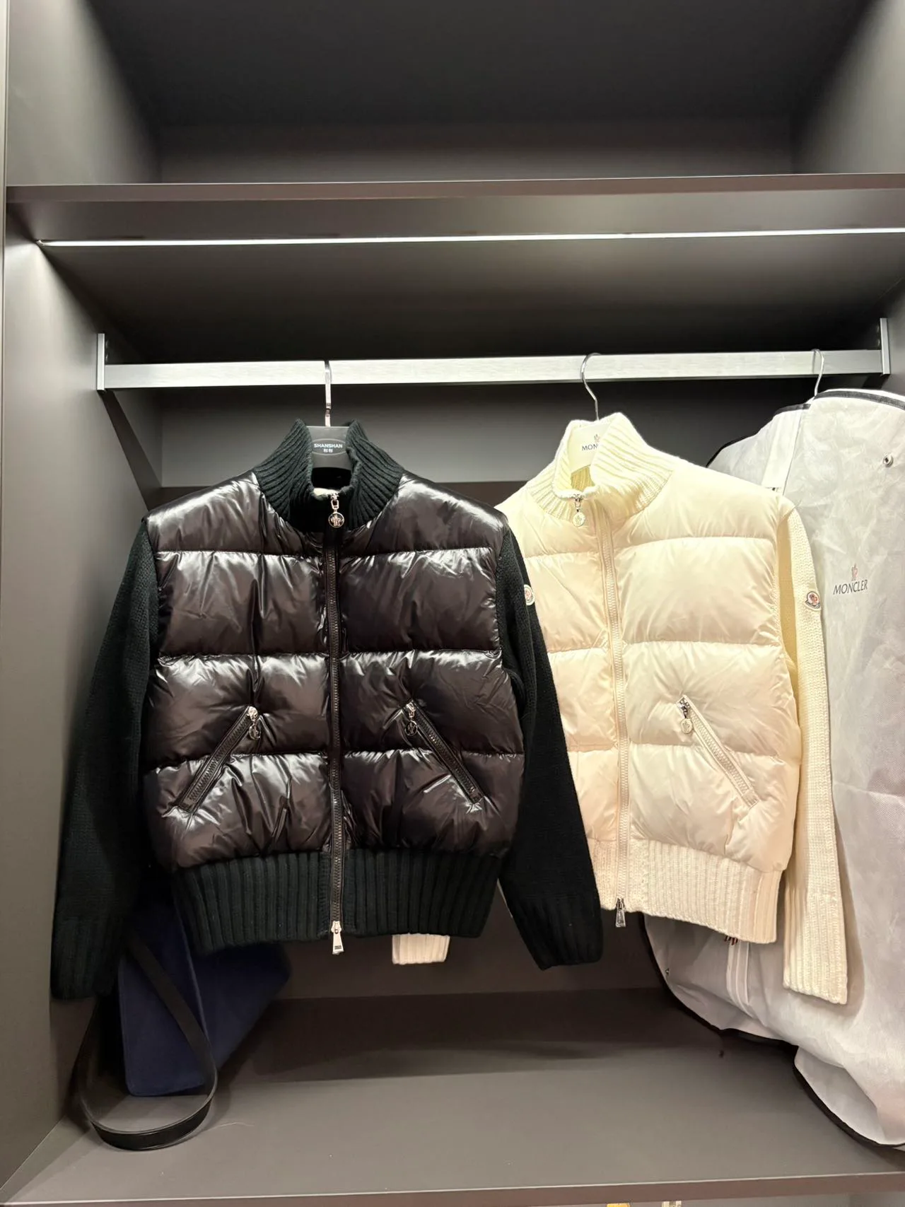 Куртки И Пуховики Мужские Moncler 17457975
