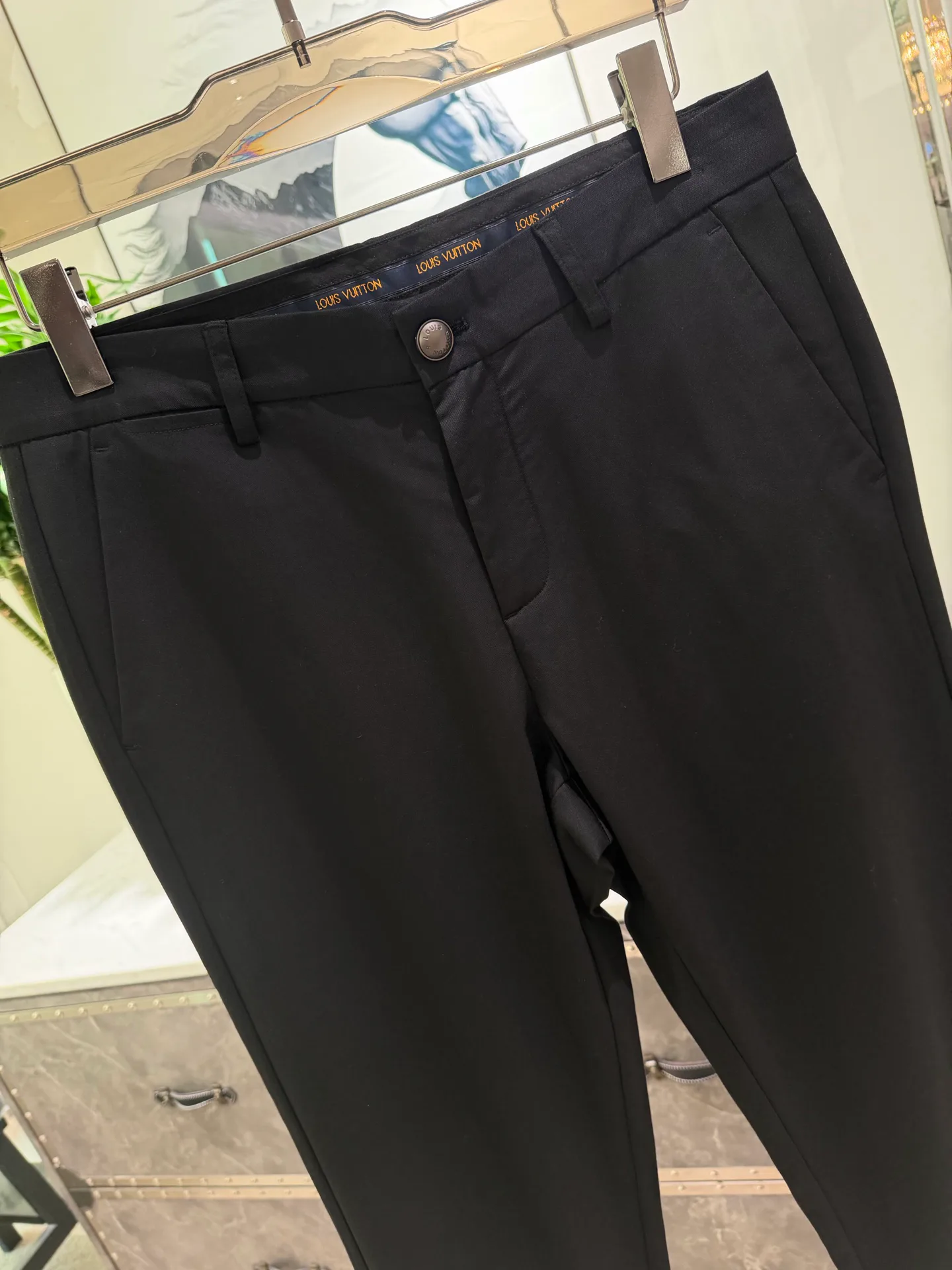 Брюки Женские Louis Vuitton 10507332