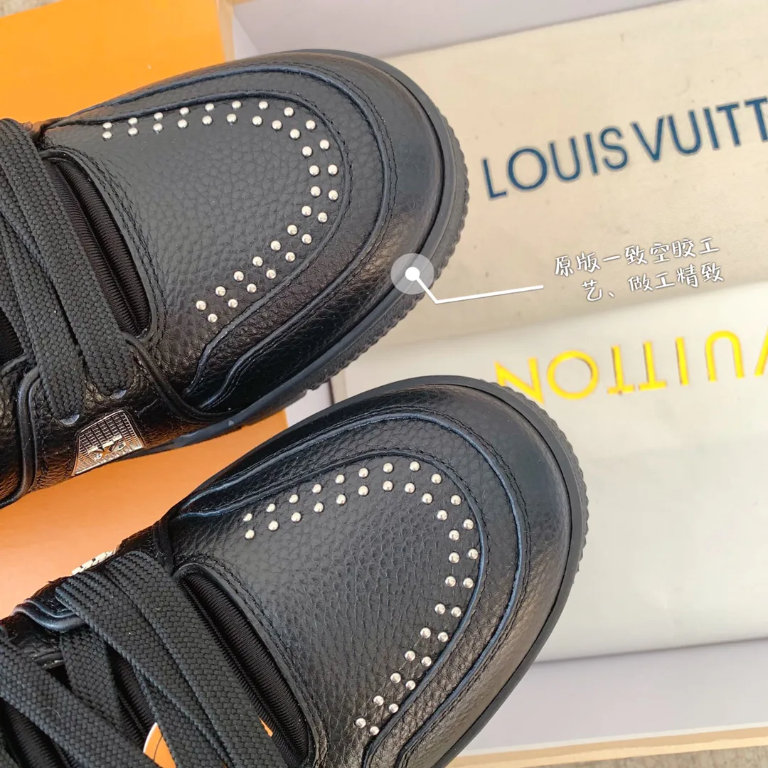 Кроссовки Женские Louis Vuitton 10234401