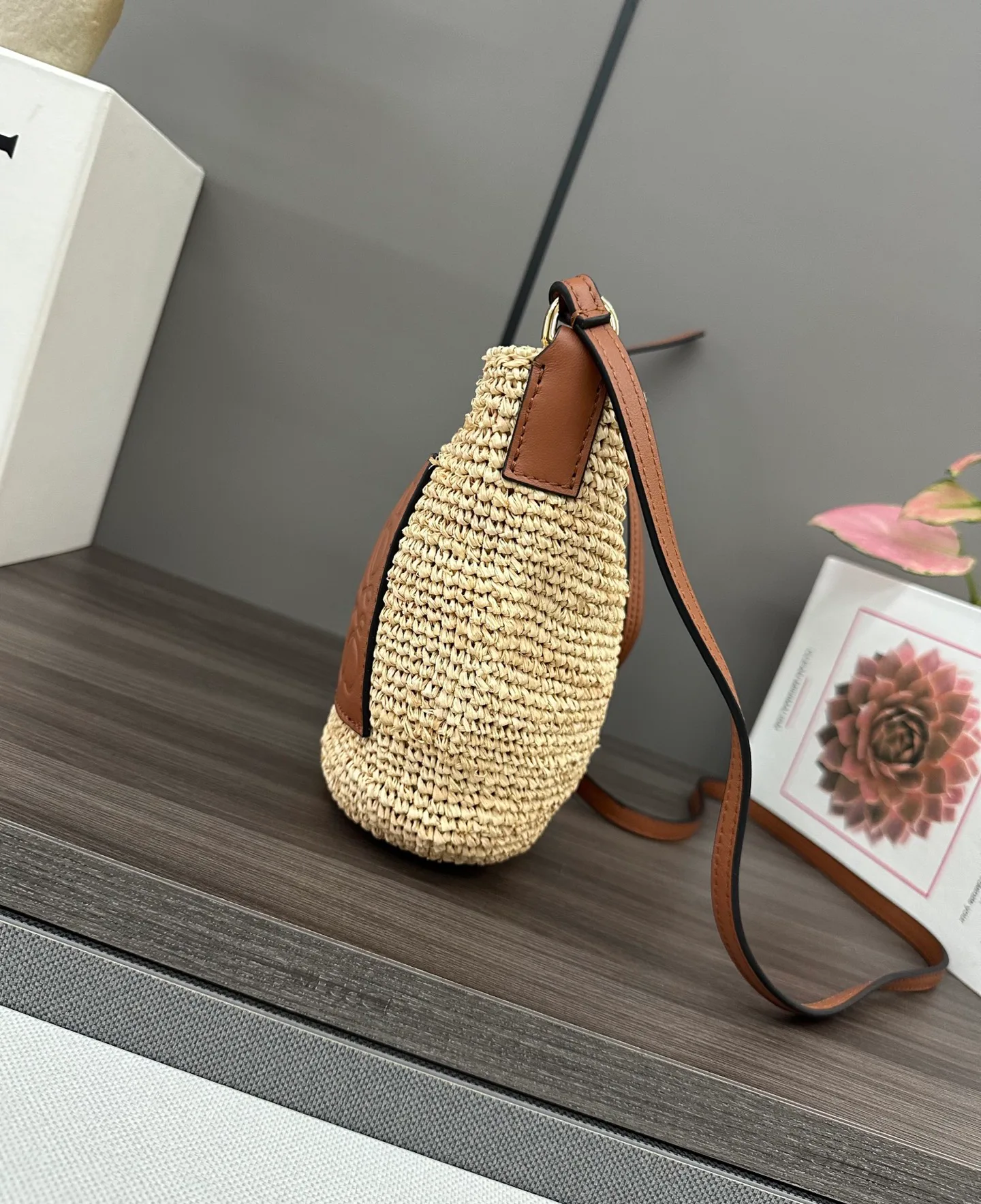 Сумки На Ремне Женские Loewe 11674692