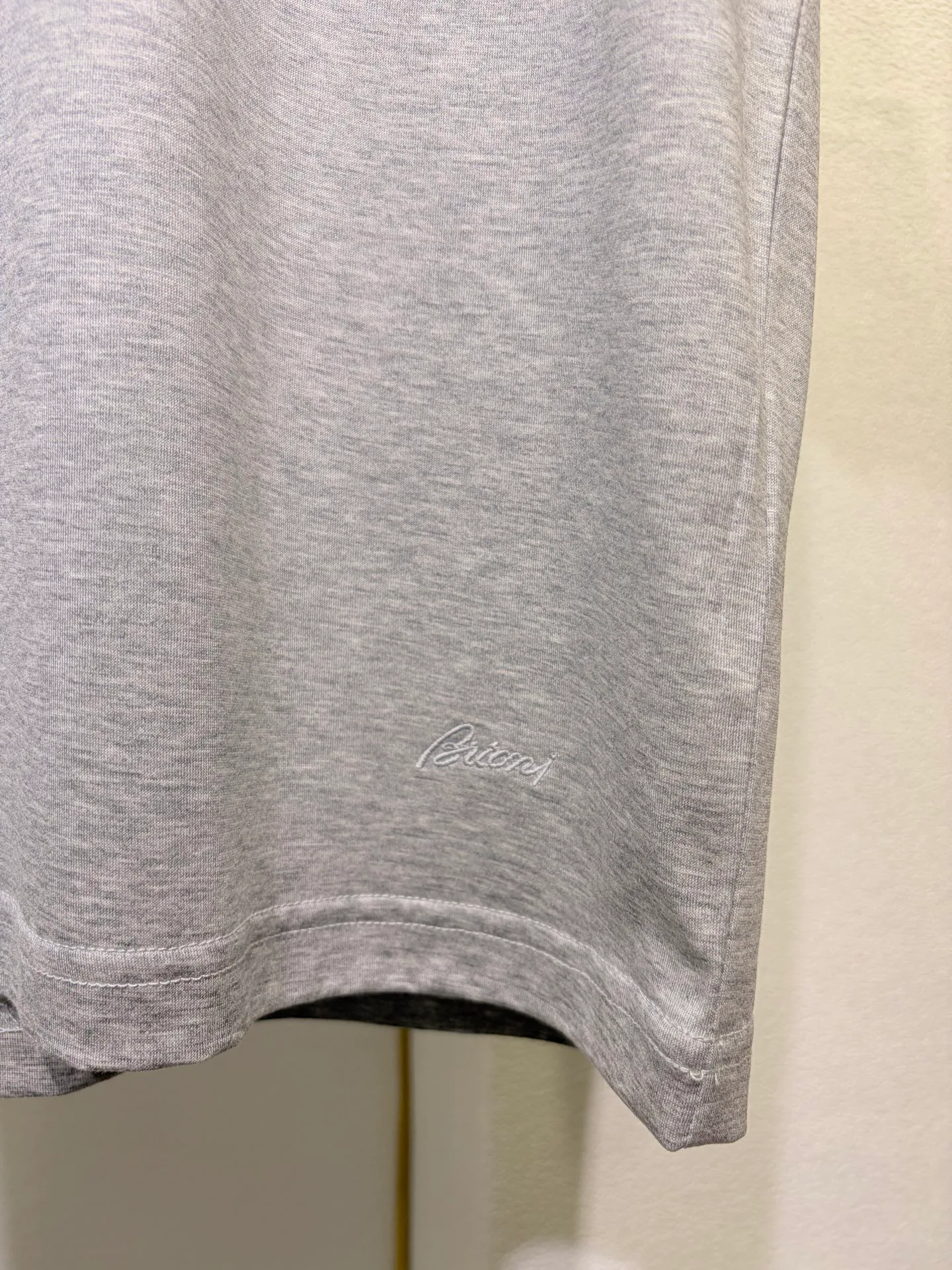 Футболки Женские Brioni 5405381