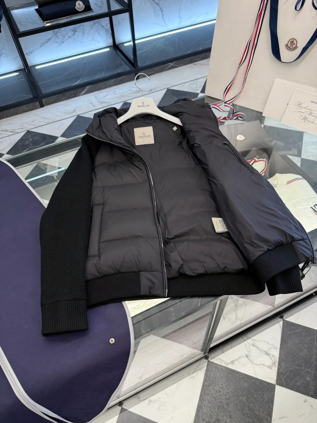 Куртки И Пуховики Женские Moncler 1749833