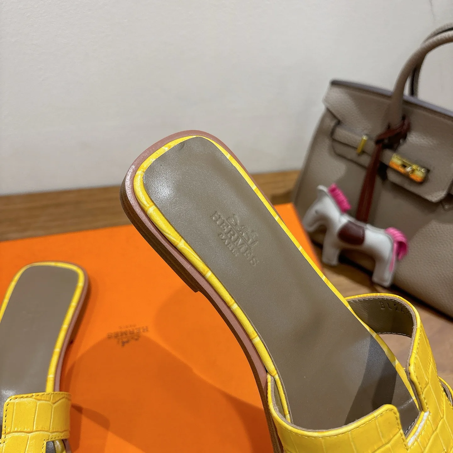 Шлепанцы Женские Hermes 873854