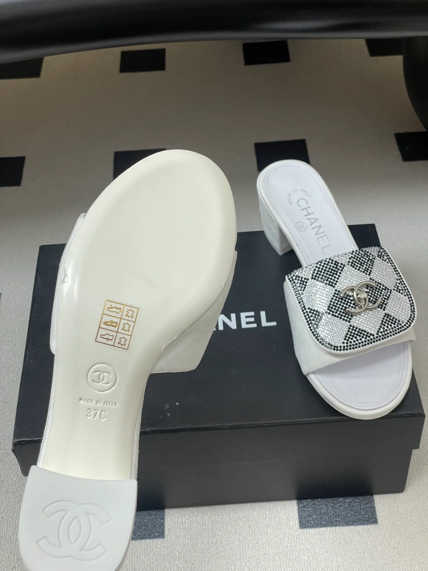 Туфли Женские Chanel 1408239