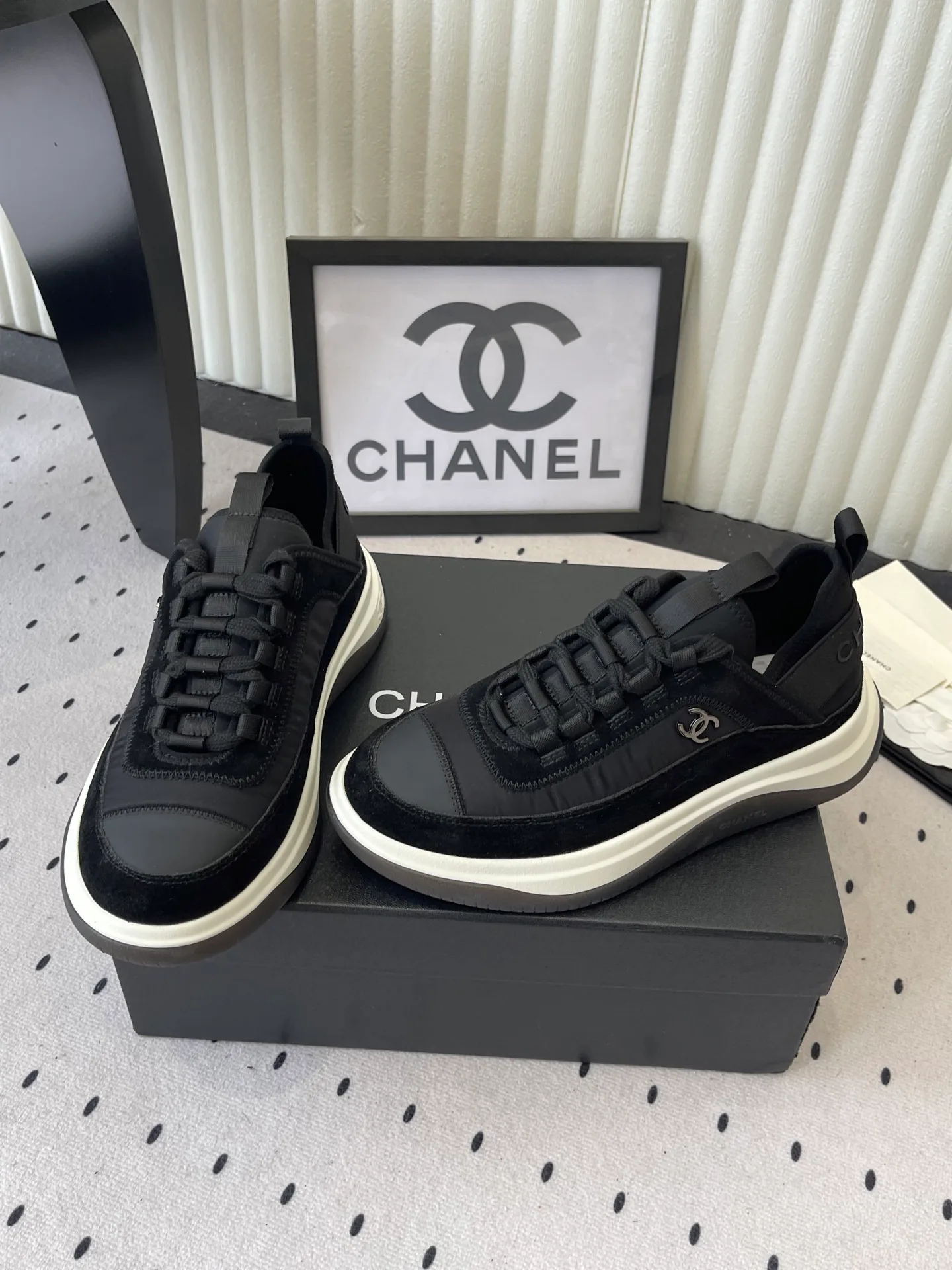 Кроссовки Женские Chanel 11790992