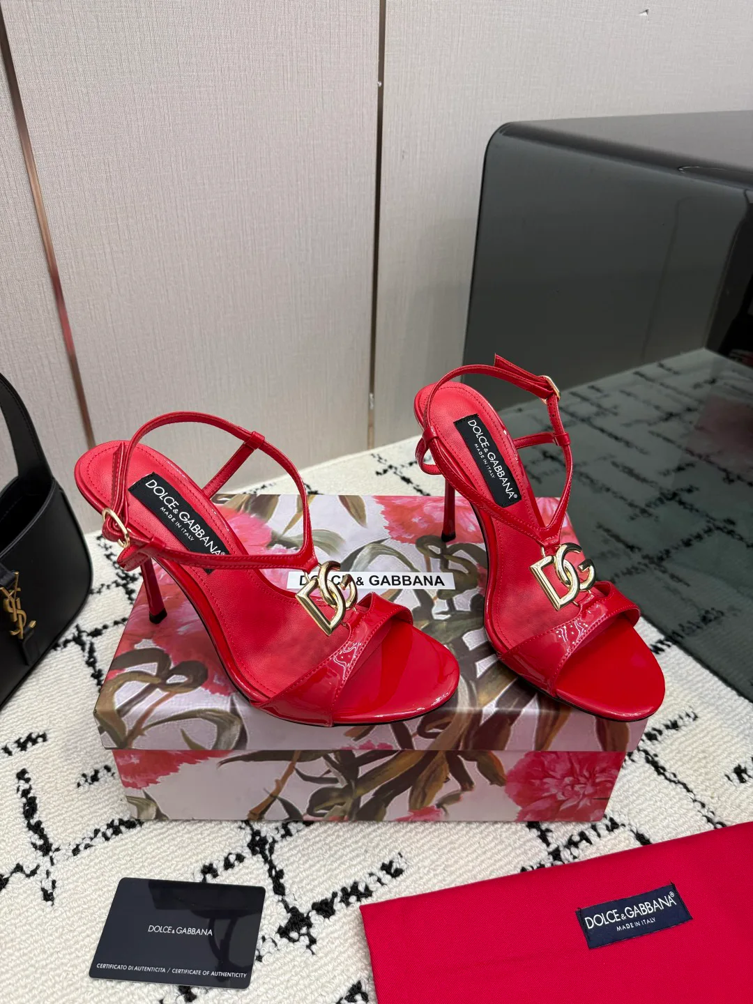Босоножки Женские Dolce & Gabbana 18335955