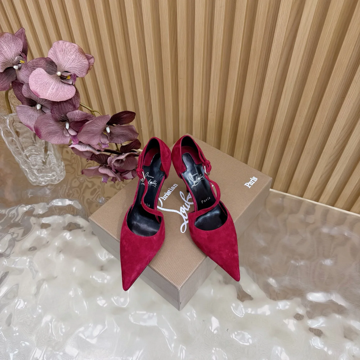 Туфли Женские Christian Louboutin 232636