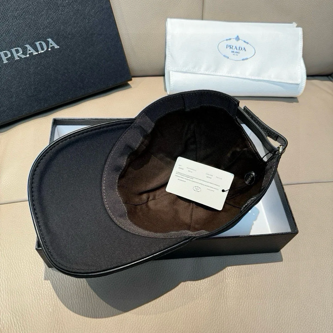 Головные Уборы Prada 17515248