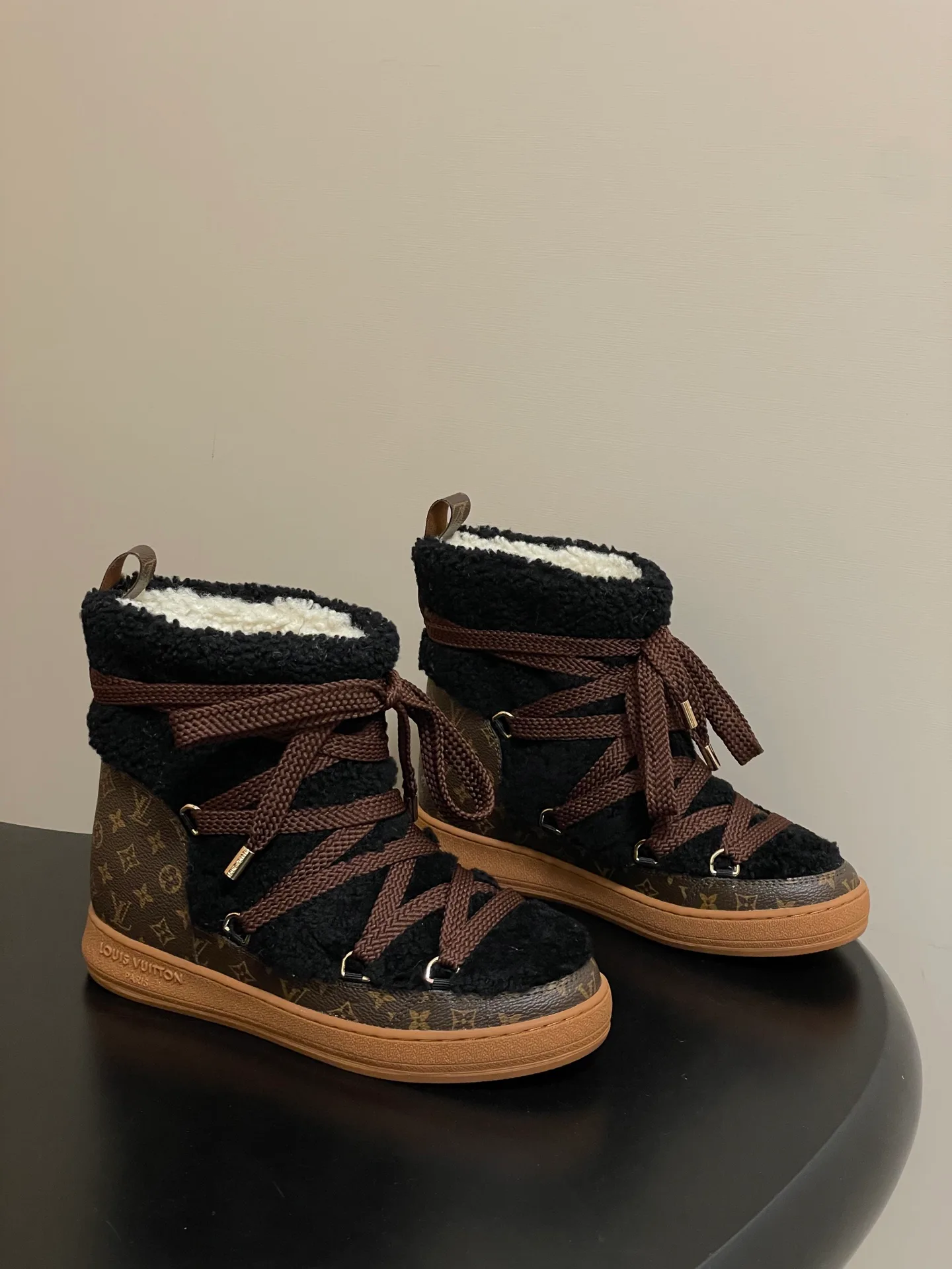 Угги Женские Louis Vuitton 668678