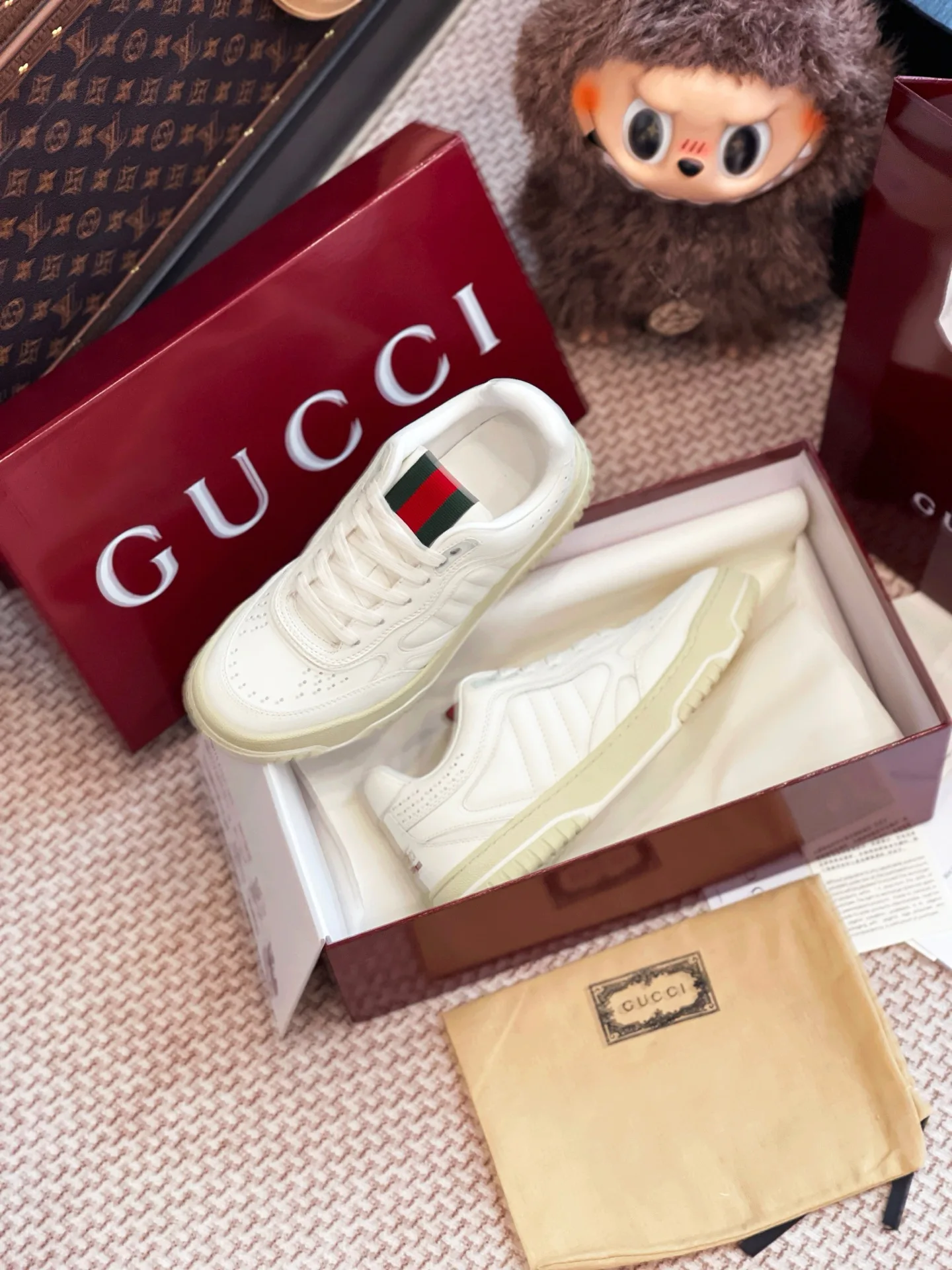 Кроссовки Женские Gucci 10477210