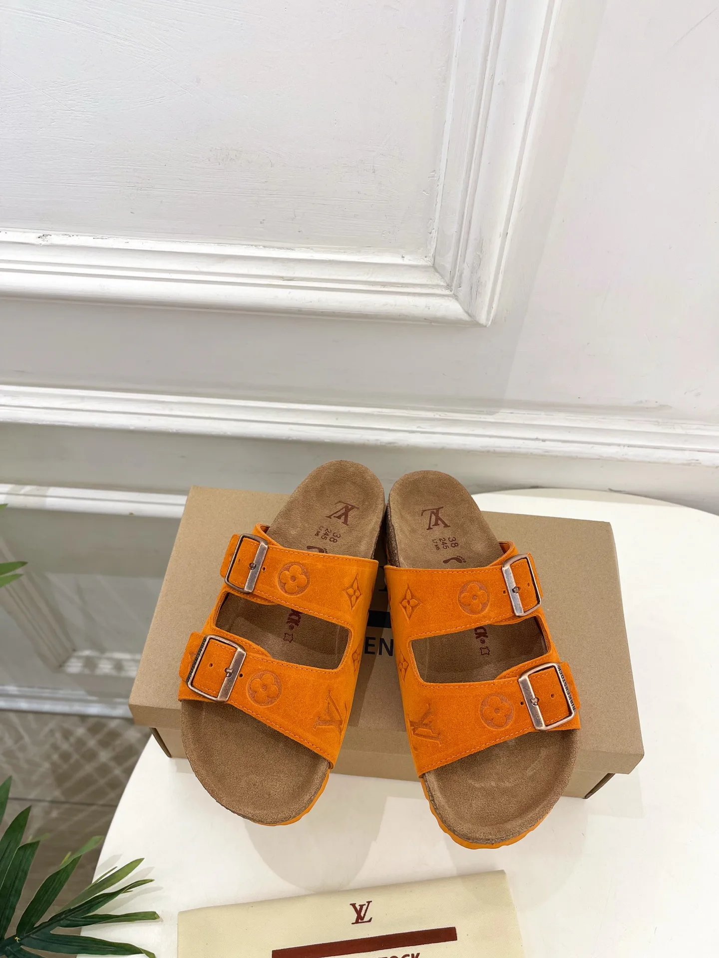 Сандалии Женские Louis Vuitton 11539493