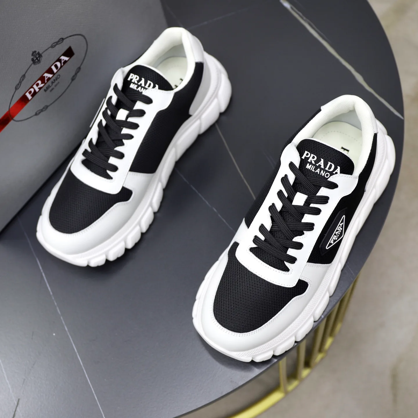 Кроссовки Мужские Prada 11490418