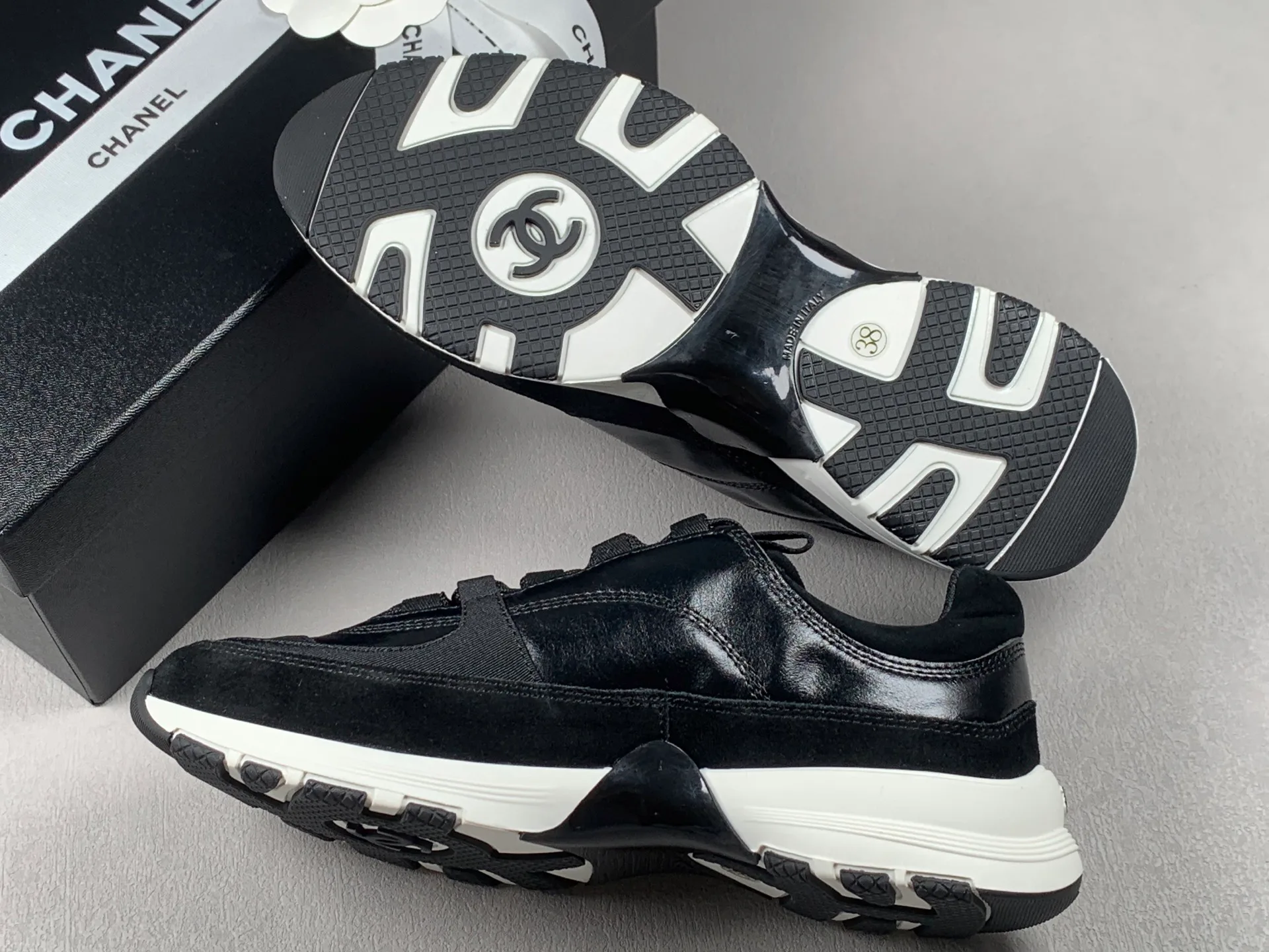 Кроссовки Женские Chanel 2751792