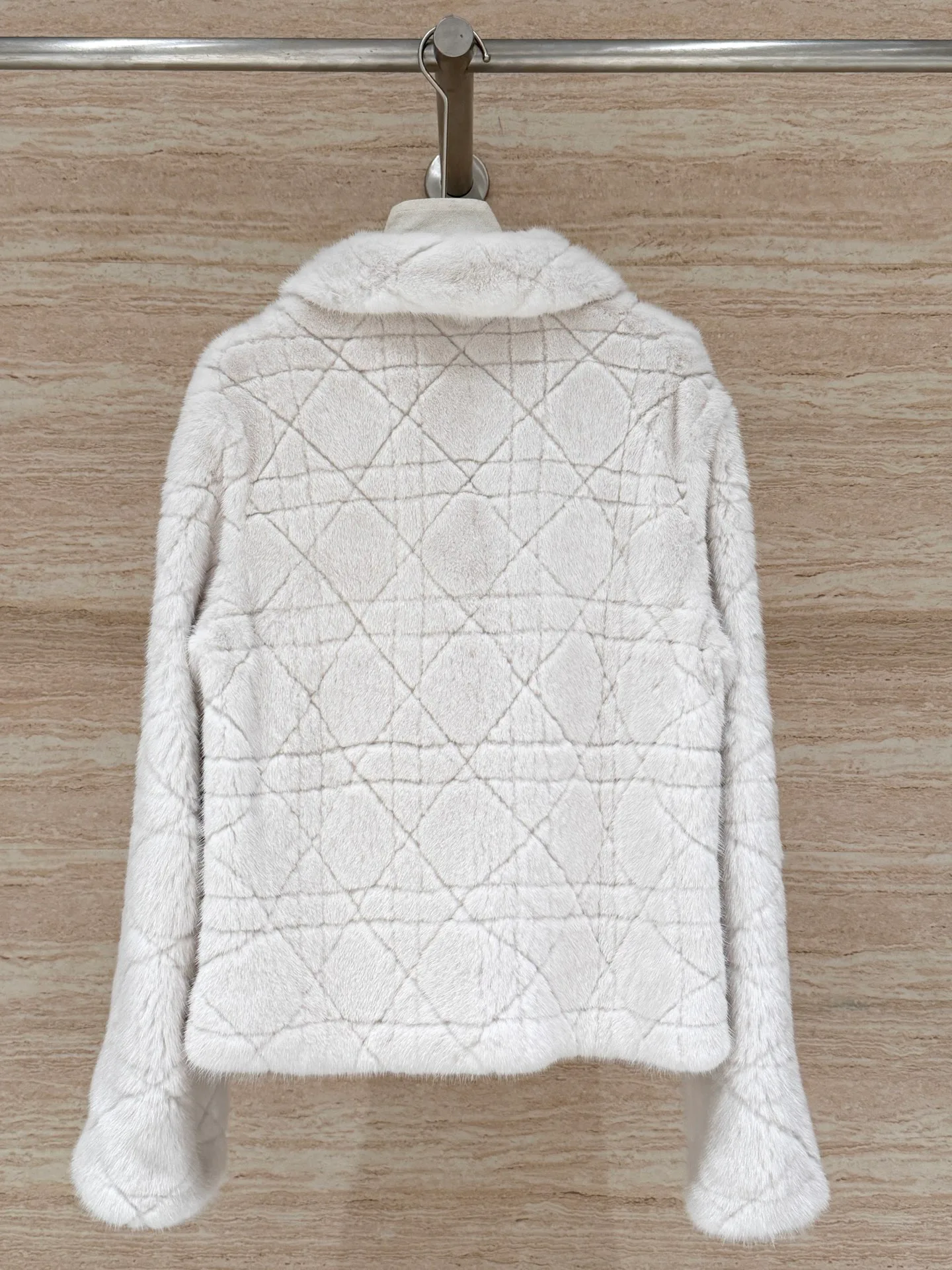 Шубы Женские Christian Dior 2772586