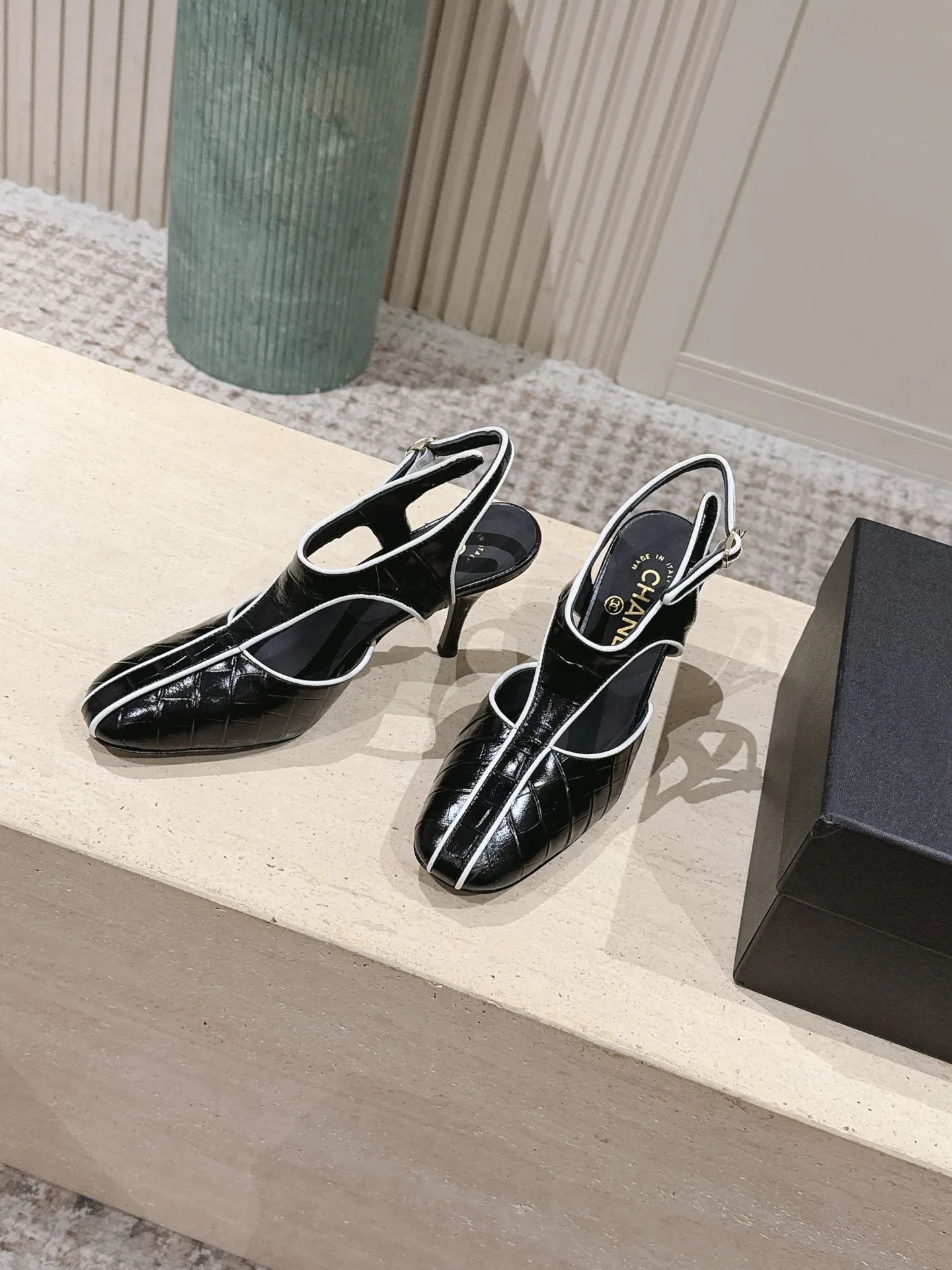 Босоножки Женские Chanel 11566272