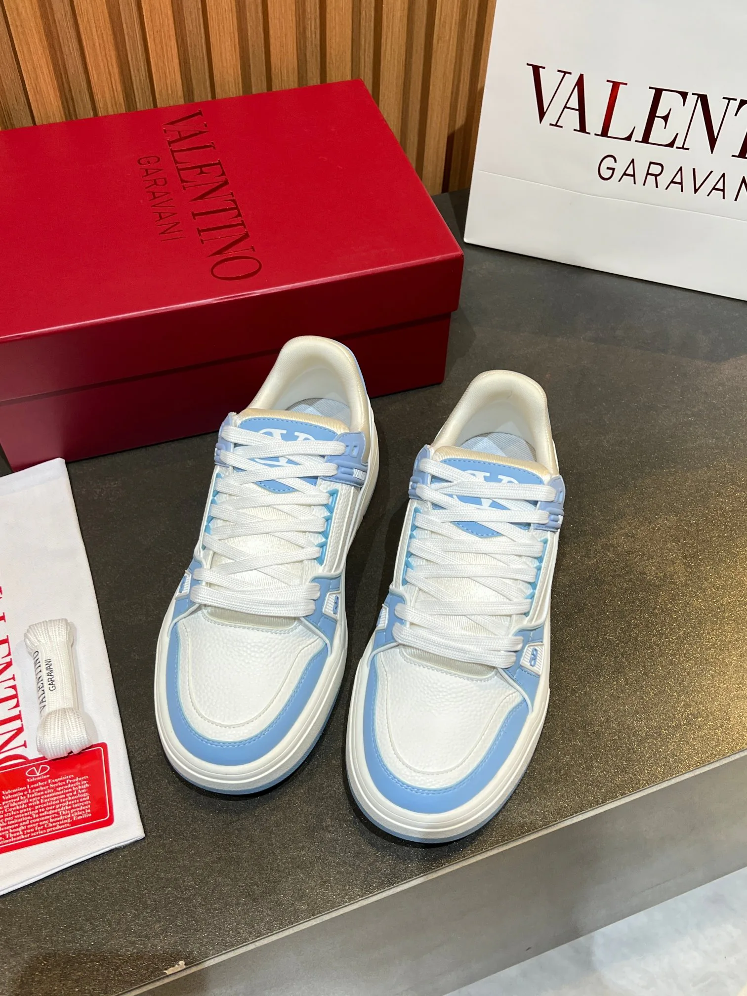 Кроссовки Женские Valentino 11575963