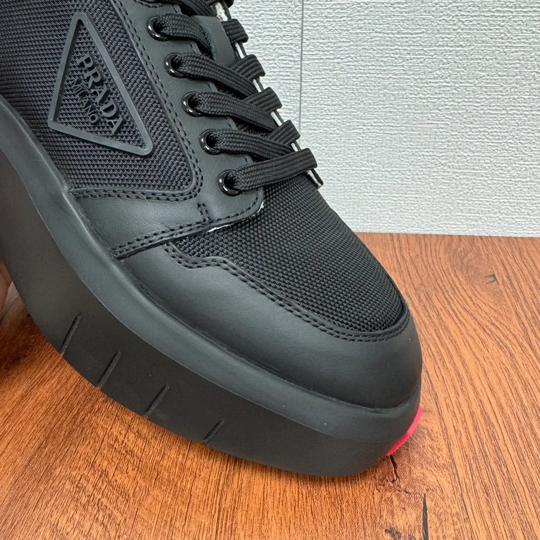 Кроссовки Мужские Prada 11211811