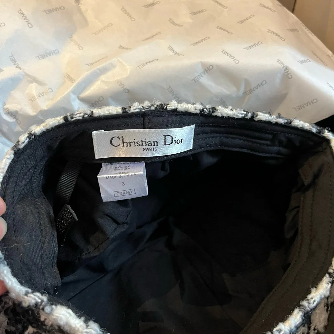 Головные Уборы Christian Dior 6404