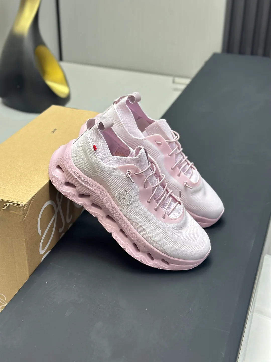 Кроссовки Женские Loewe 1992865