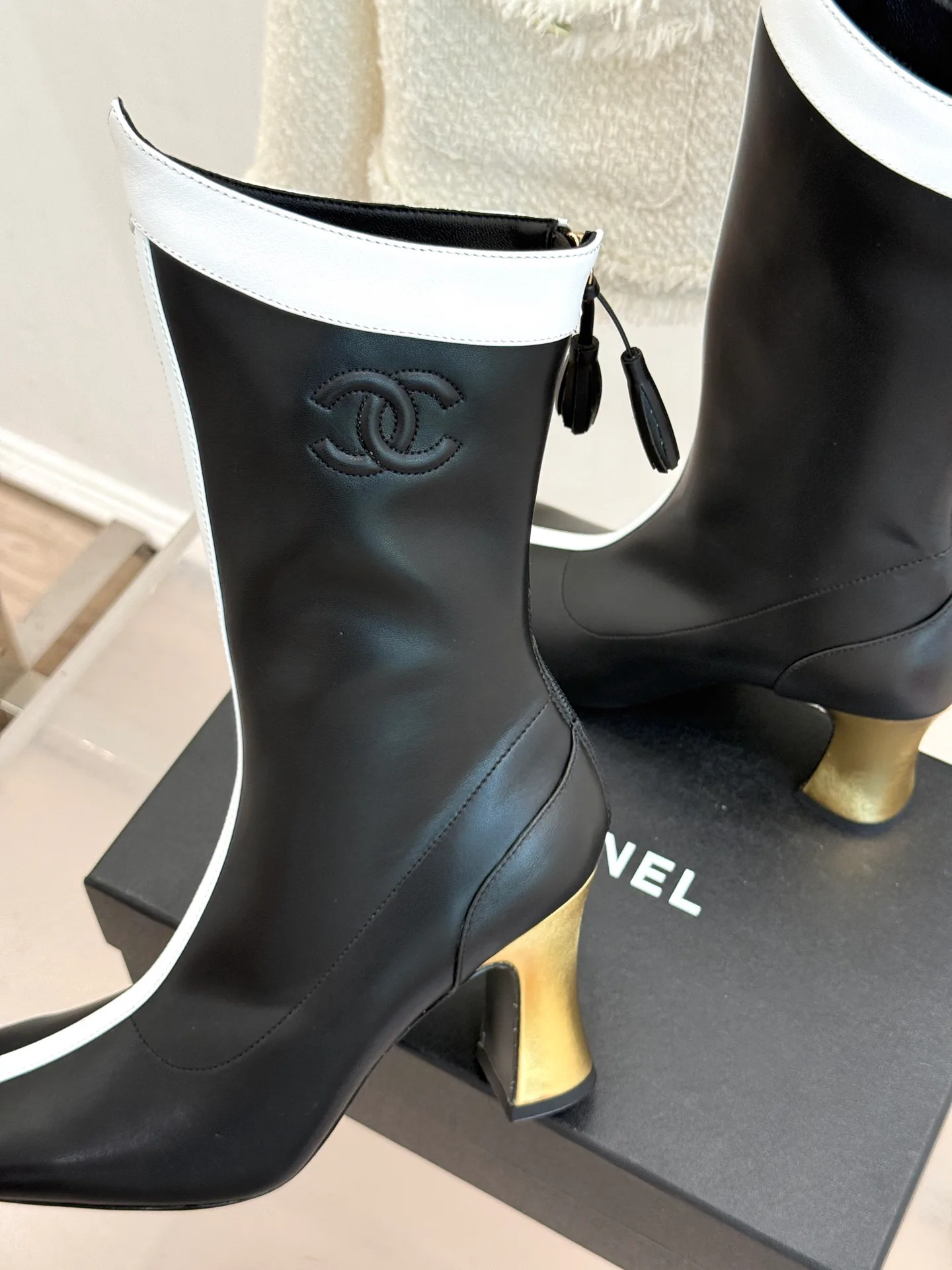 Сапоги Женские Chanel 17425394