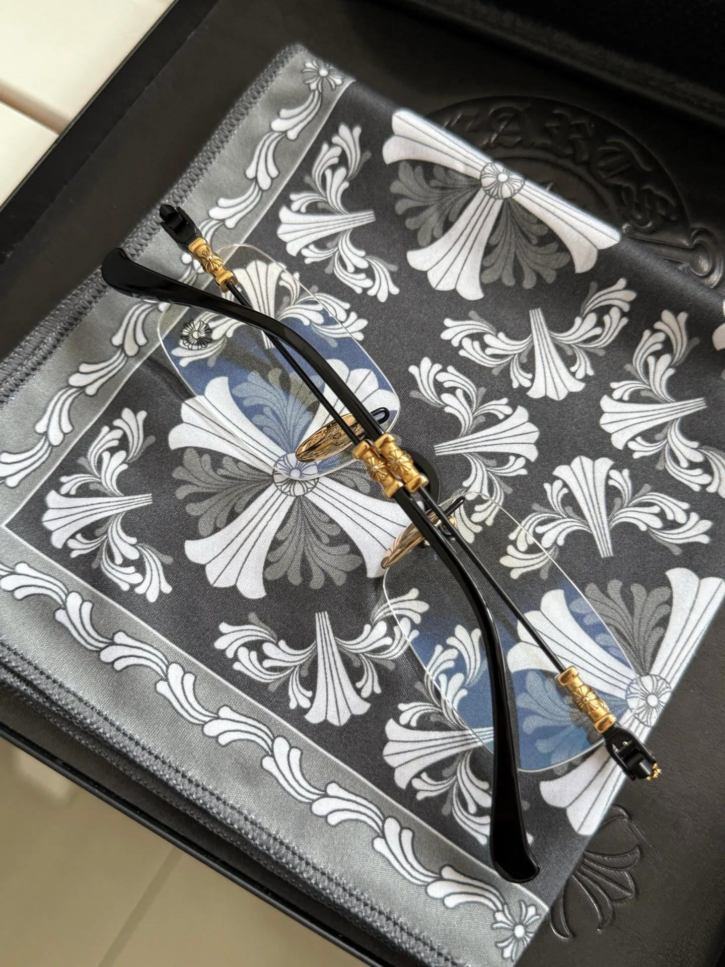 Очки Chrome Hearts 1425393