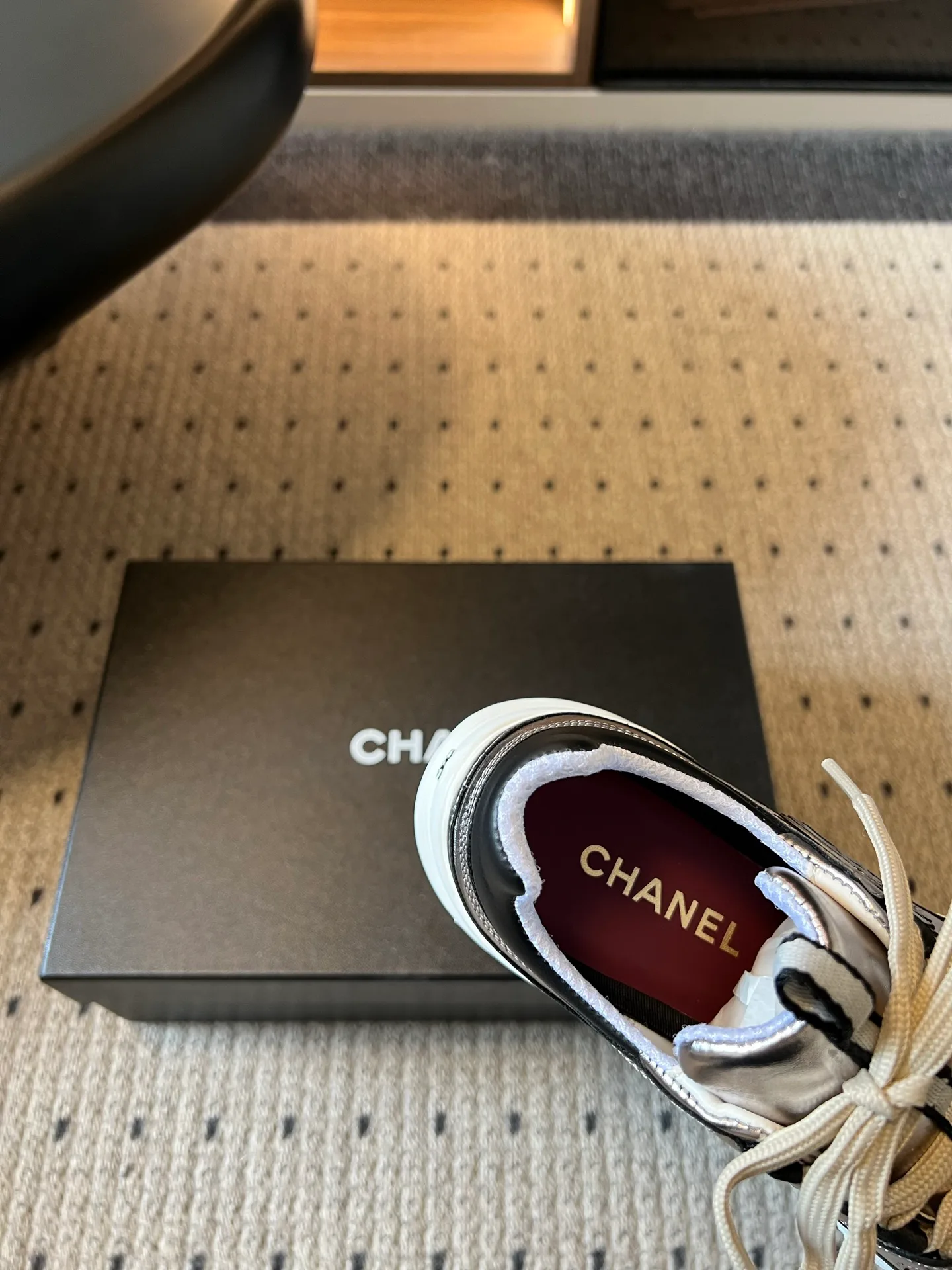 Кроссовки Женские Chanel 18726910