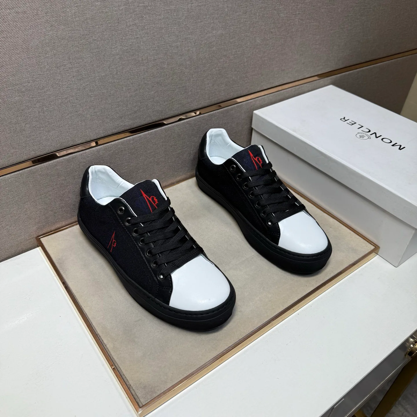 Кроссовки Мужские Moncler 498062