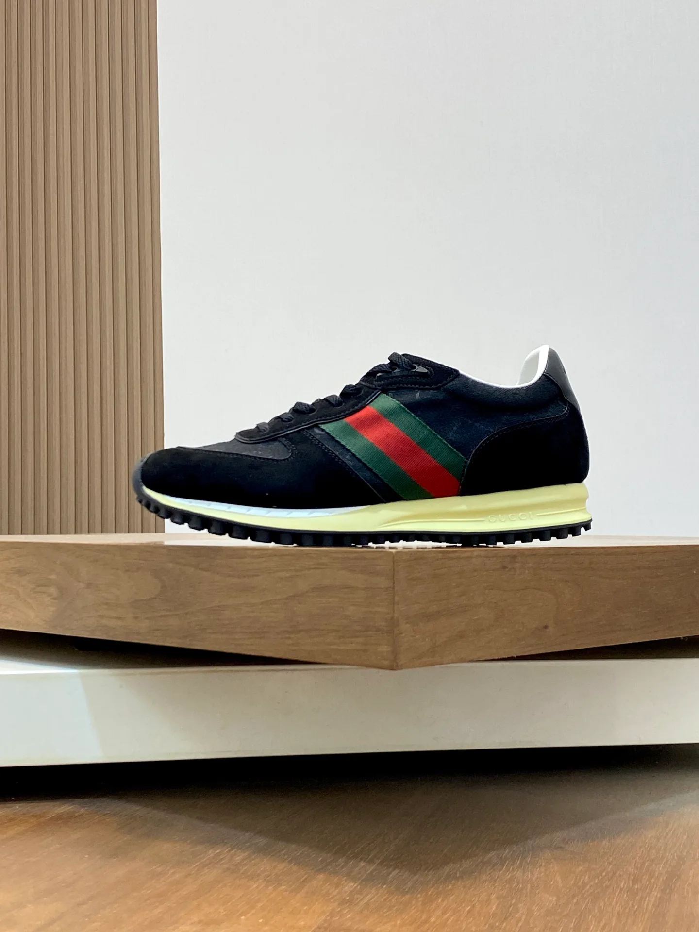 Кроссовки Мужские Gucci 13182414