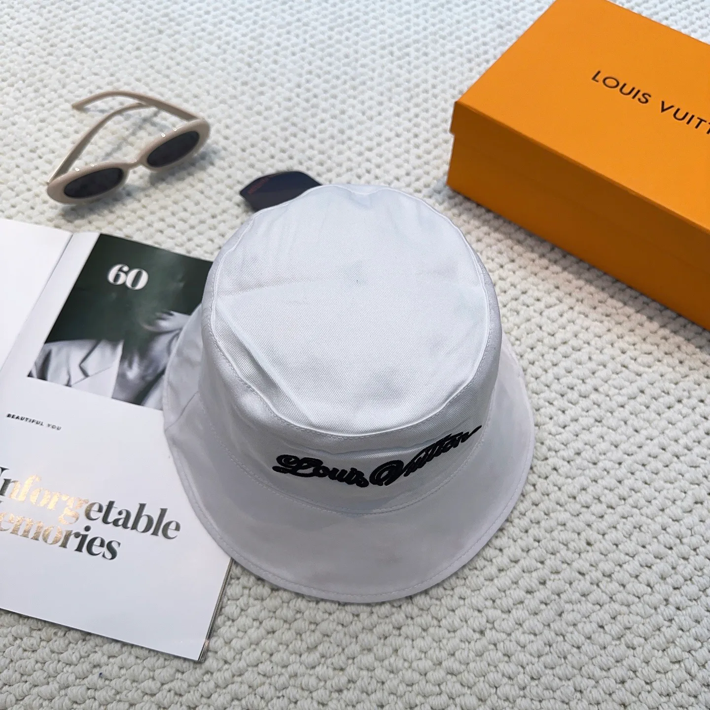 Головные Уборы Louis Vuitton 12764986