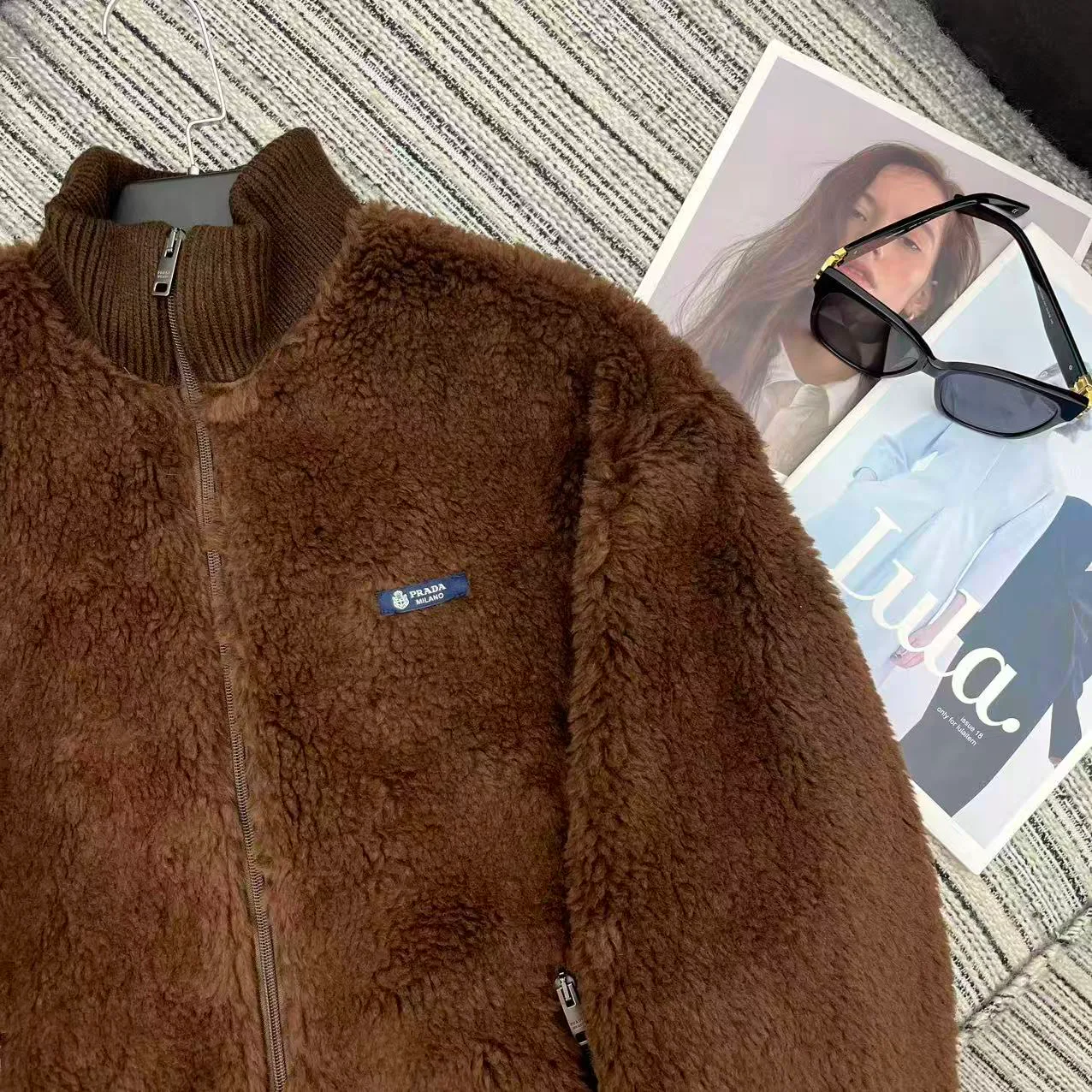 Куртки И Пуховики Женские Prada 611706