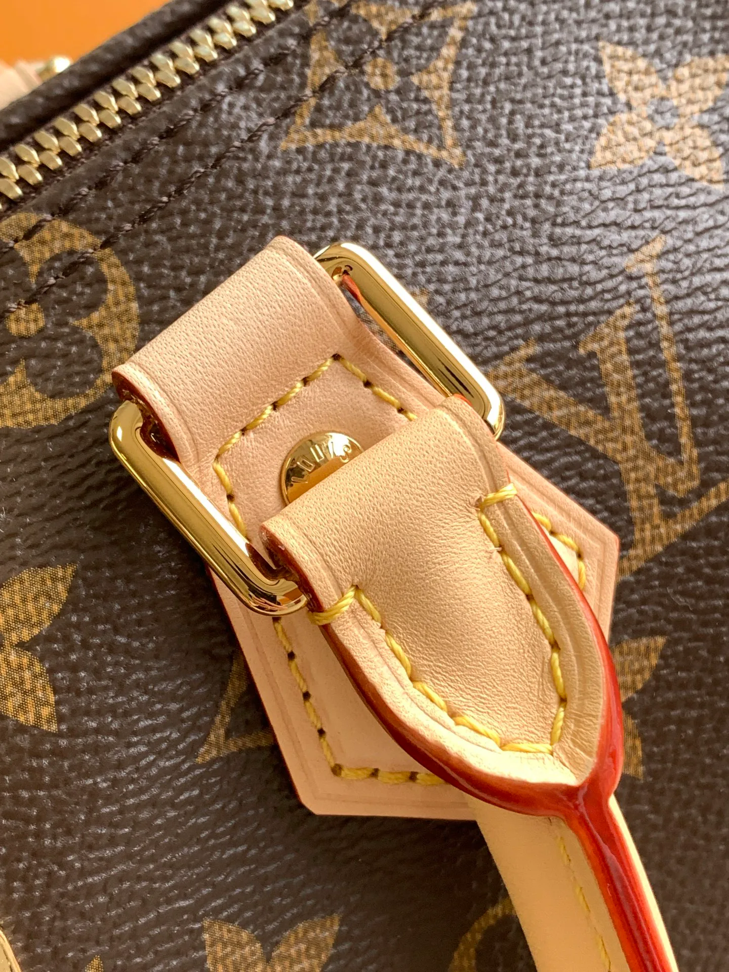 Классические Сумки Женские Louis Vuitton 18156568