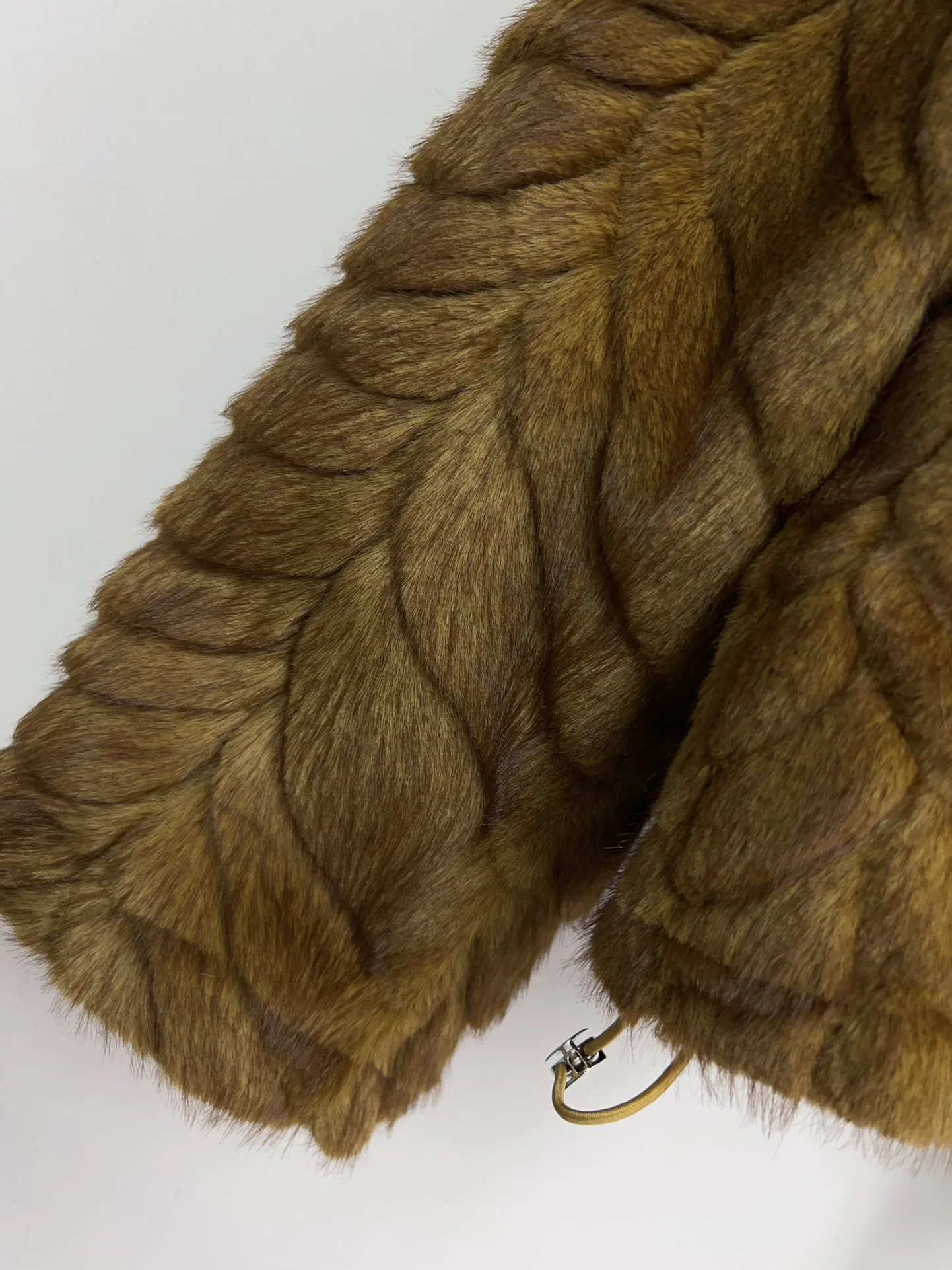 Шубы Женские Fendi 856084