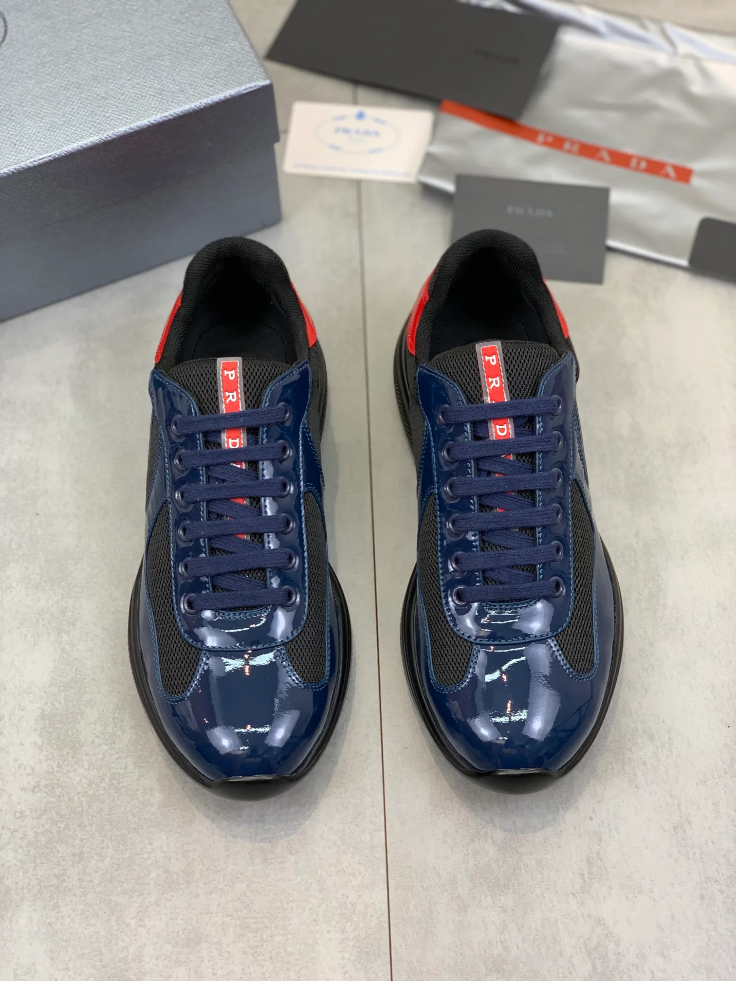Кроссовки Женские Prada 931622