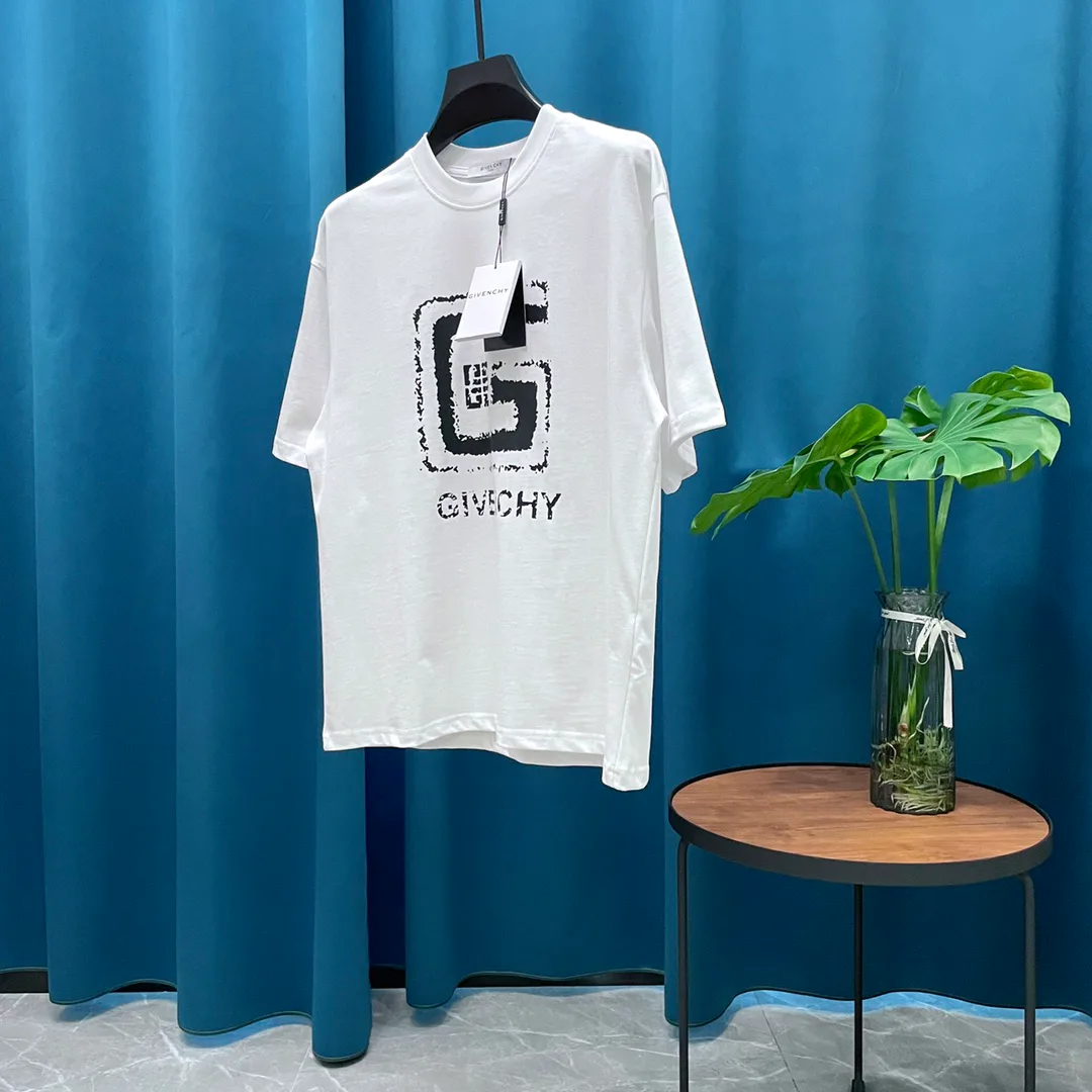 Футболки Женские Givenchy 3534