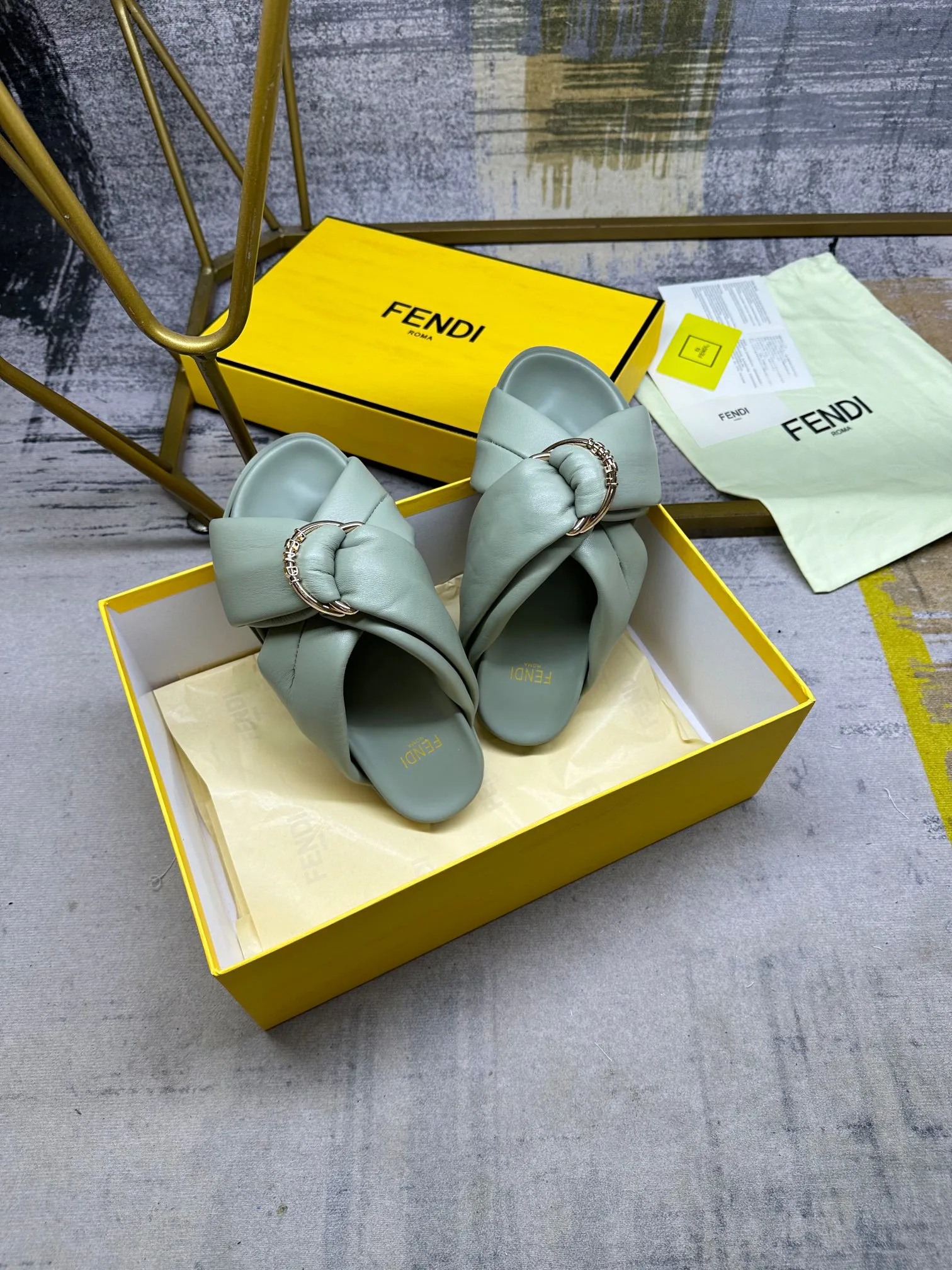 Шлепанцы Женские Fendi 19273