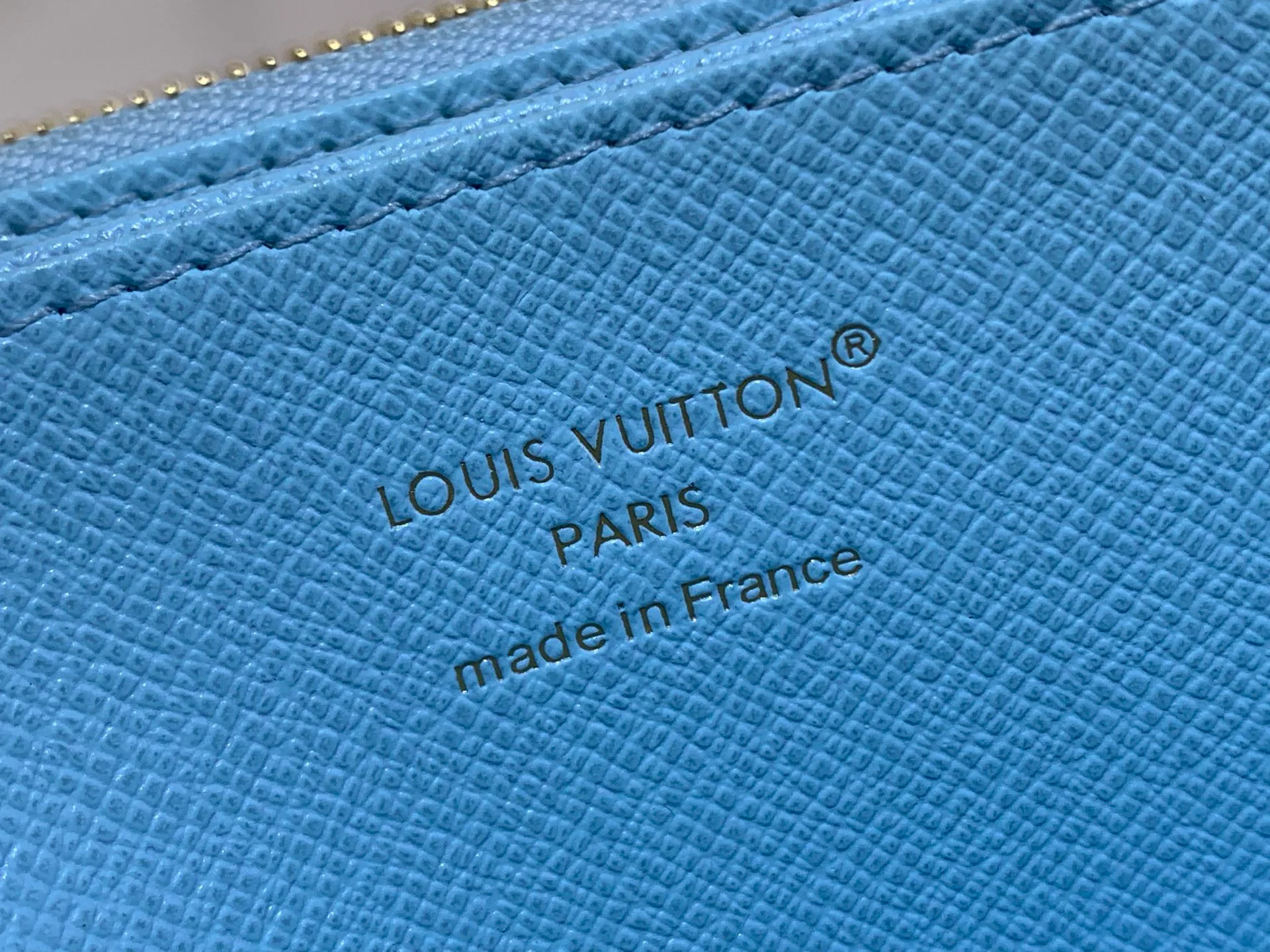 Клатчи Женские Louis Vuitton 13582756