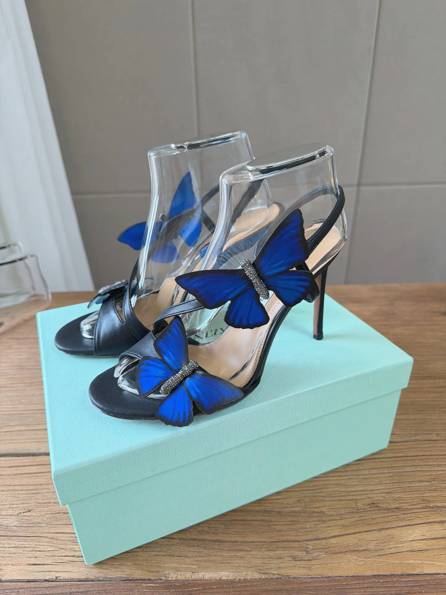 Босоножки Женские Aquazzura 17665042
