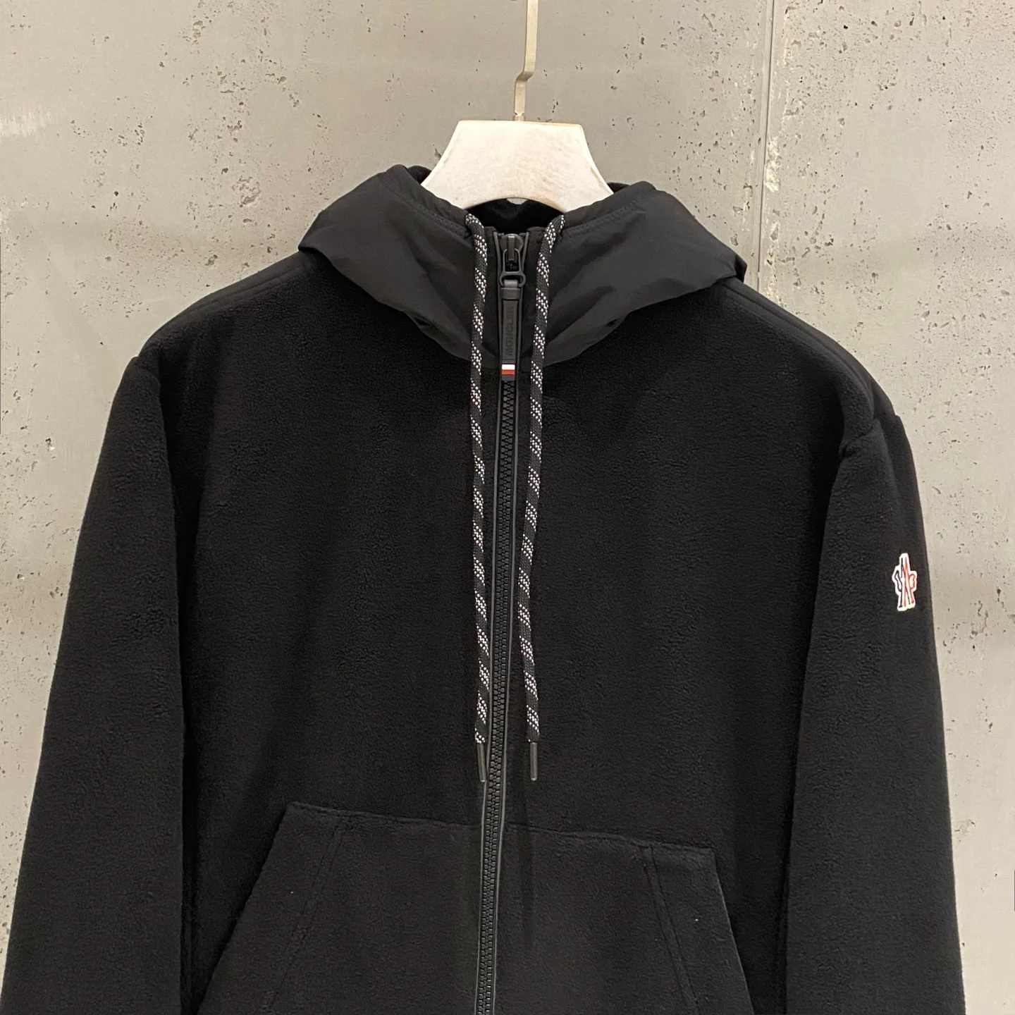 Куртки И Пуховики Мужские Moncler 1859709