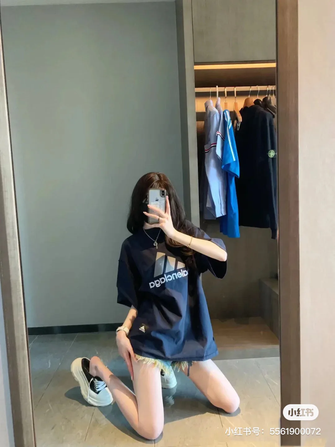 Футболки Женские Balenciaga 18190949