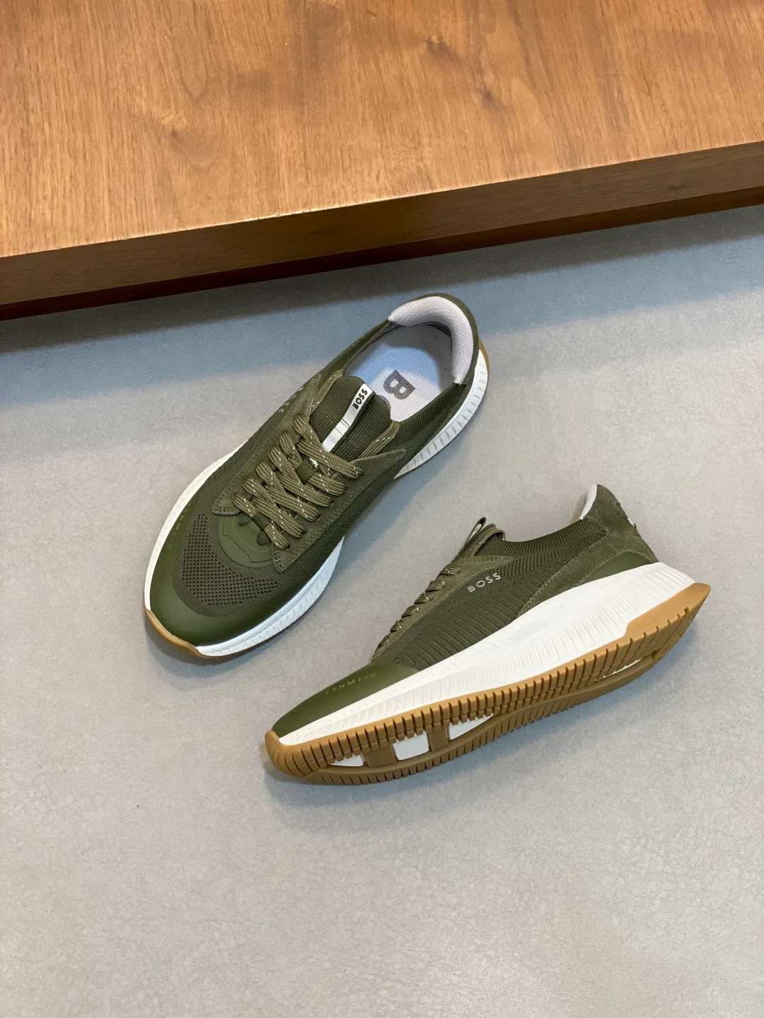 Кроссовки Мужские Hugo Boss 105548