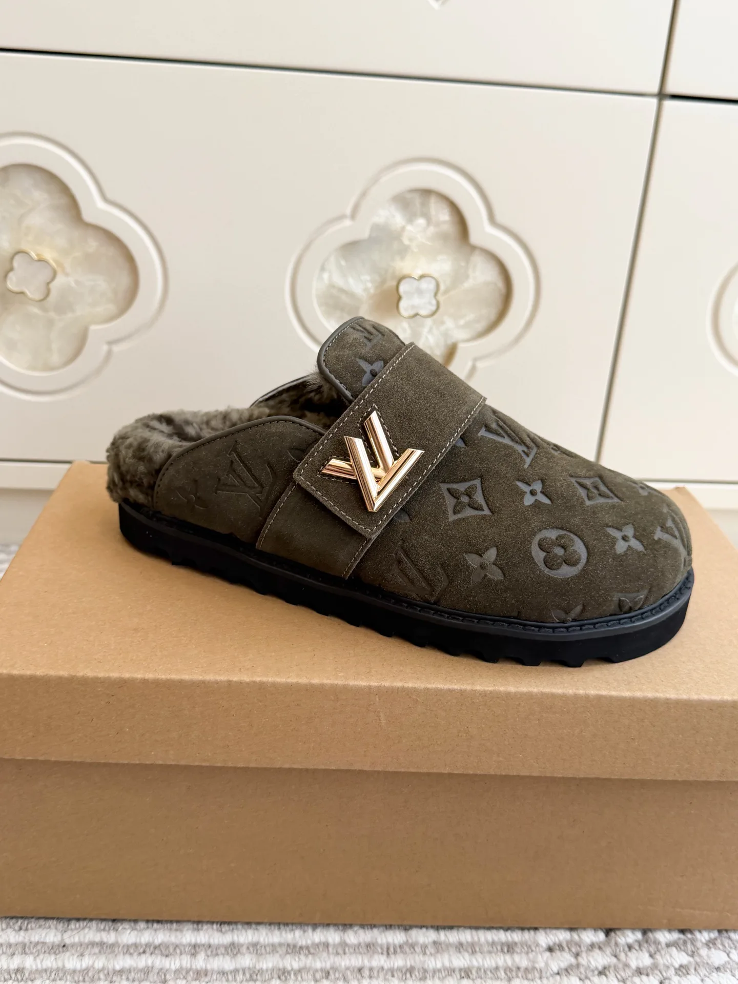 Мюли И Сабо Женские Louis Vuitton 19780117