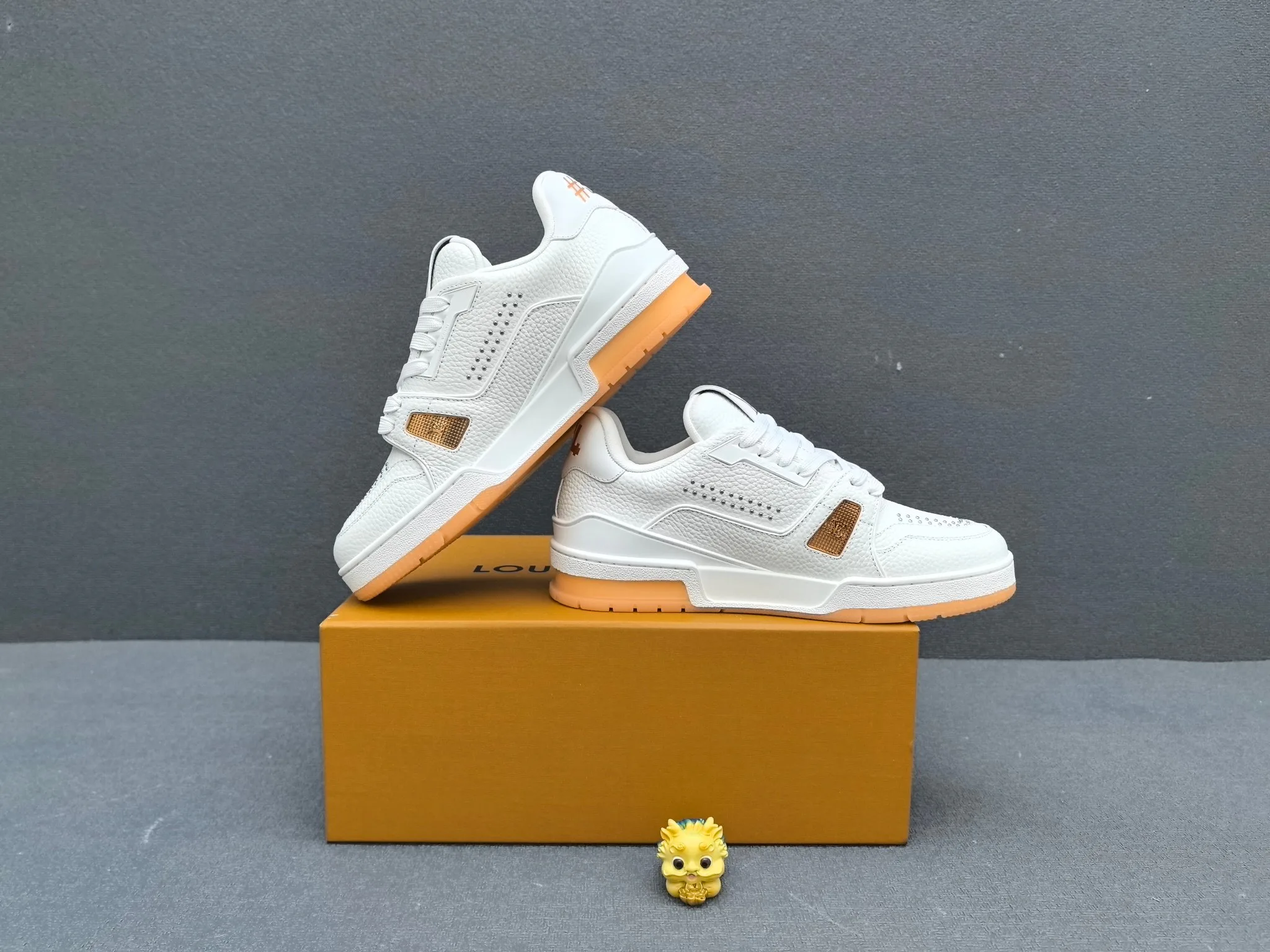 Кроссовки Мужские Louis Vuitton 77444