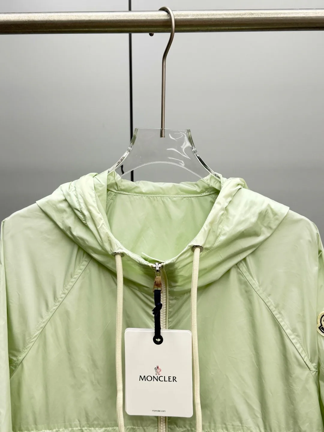 Куртки И Пуховики Женские Moncler 13273237
