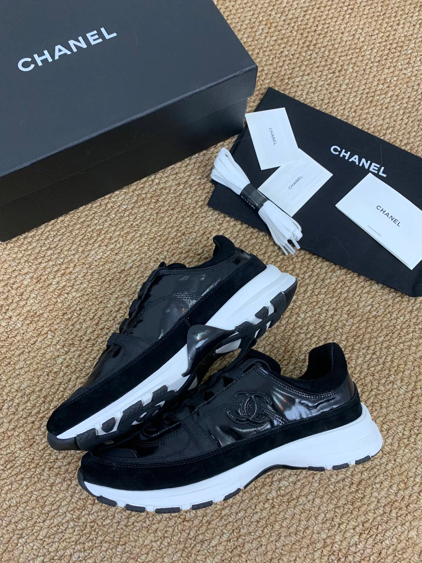 Кроссовки Женские Chanel 17545241