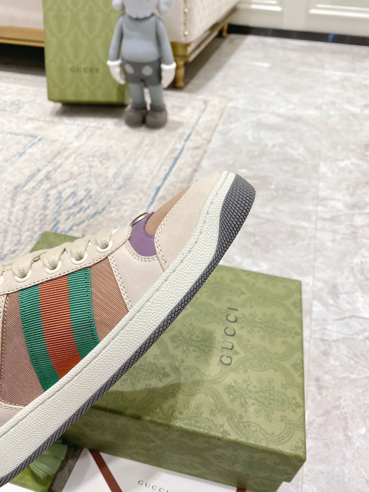 Кроссовки Женские Gucci 944998