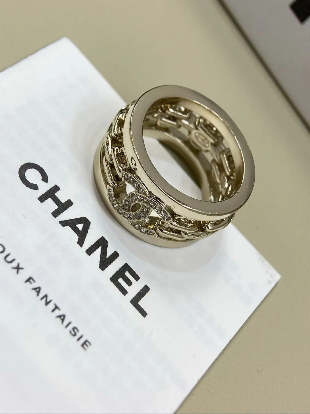 Бижутерия Chanel 11420350